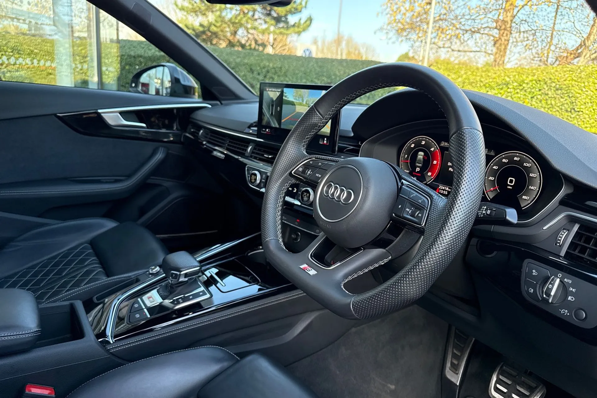 Audi A4 thumbnail image number 43