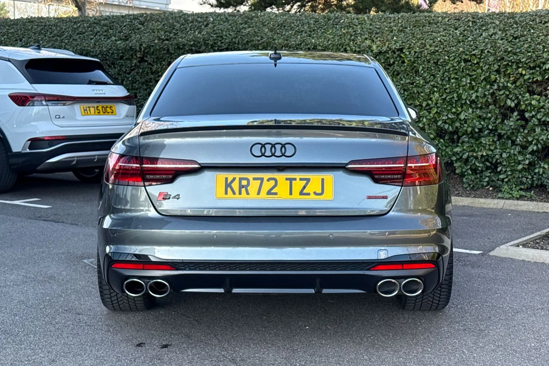 Audi A4 thumbnail image number 11