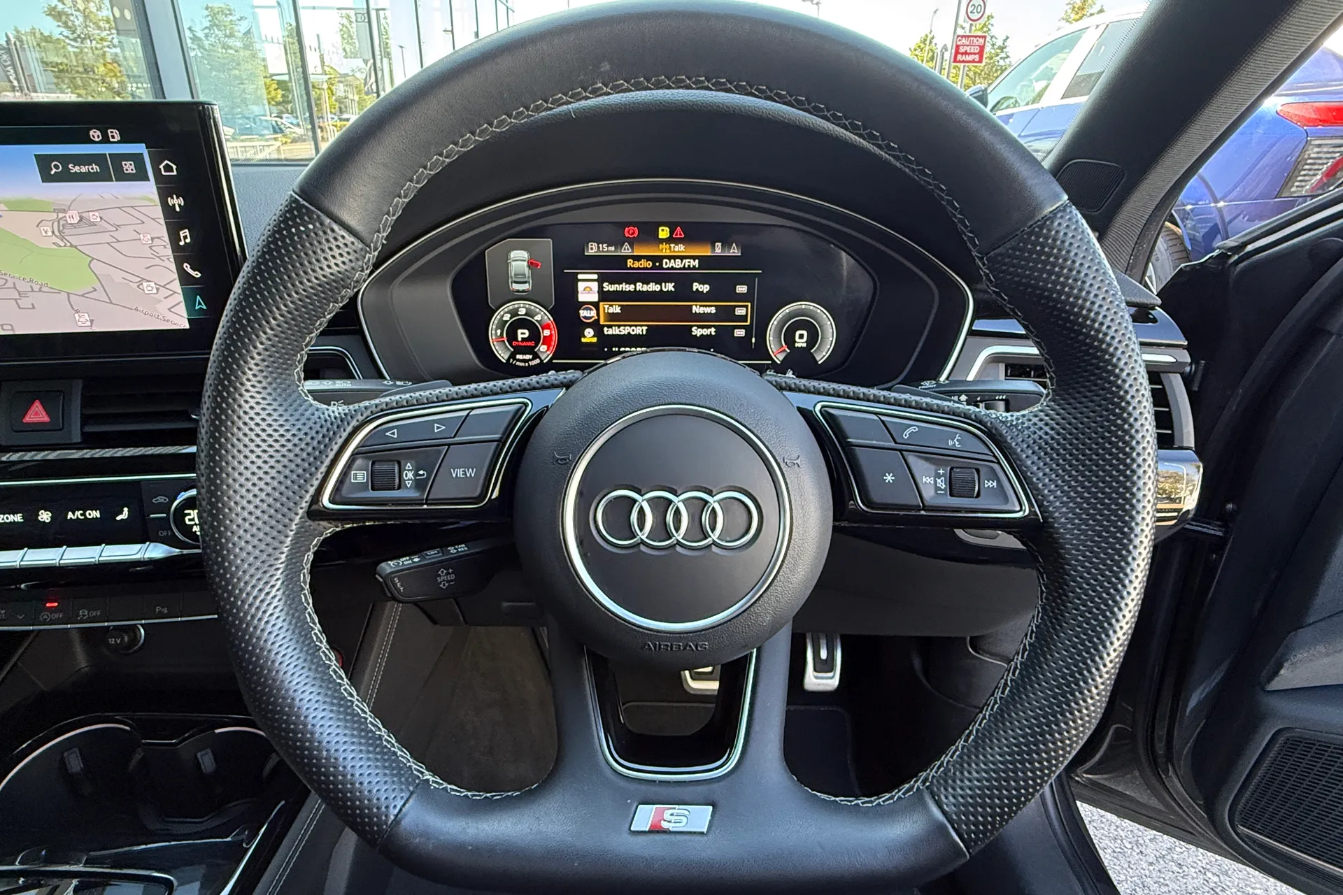 Audi A4 thumbnail image number 20