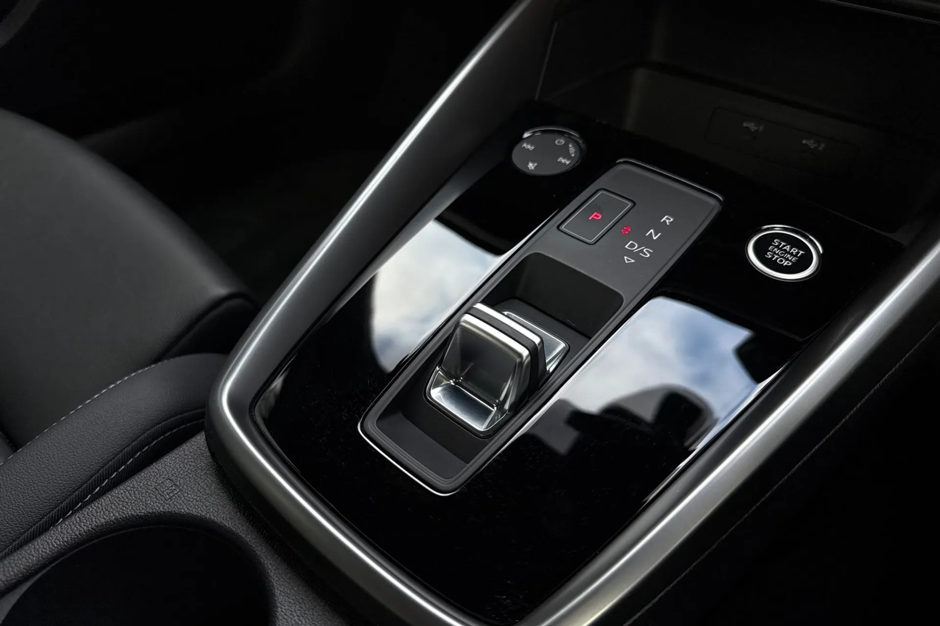 Audi A3 thumbnail image number 28