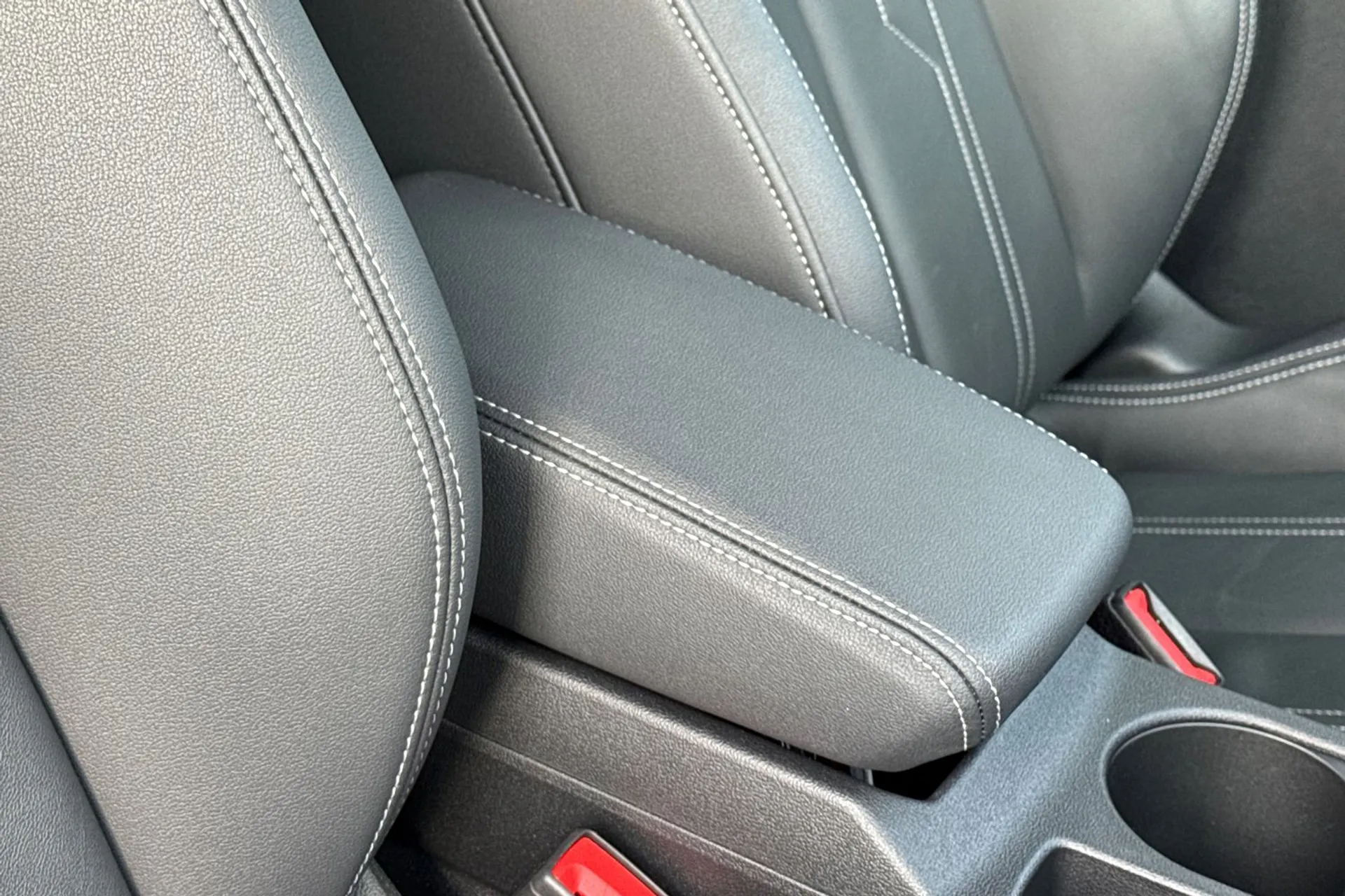 Audi A3 thumbnail image number 33