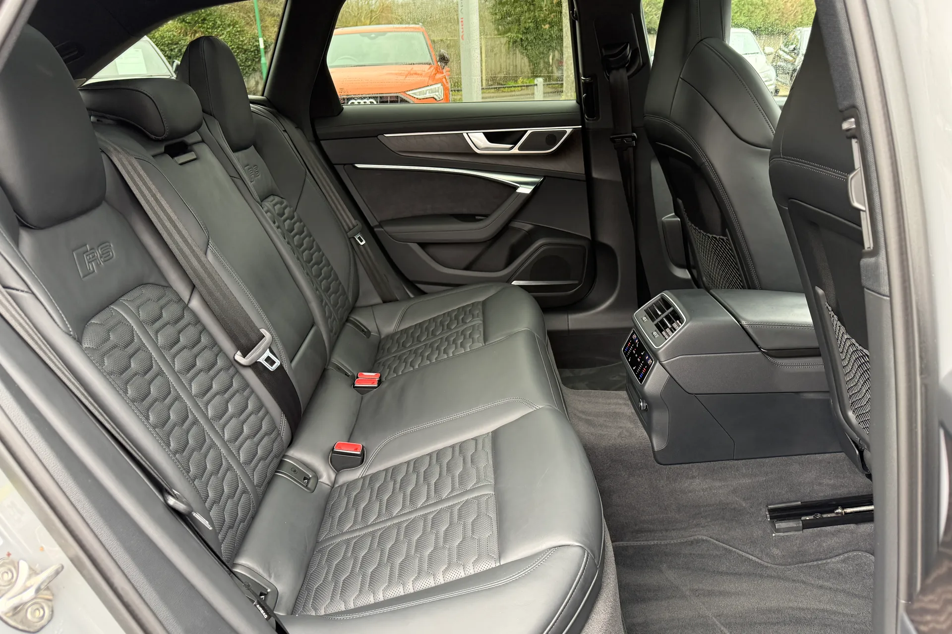 Audi RS6 thumbnail image number 55