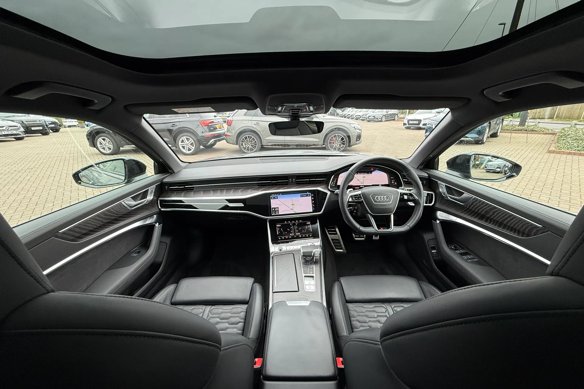 Audi RS6 thumbnail image number 3