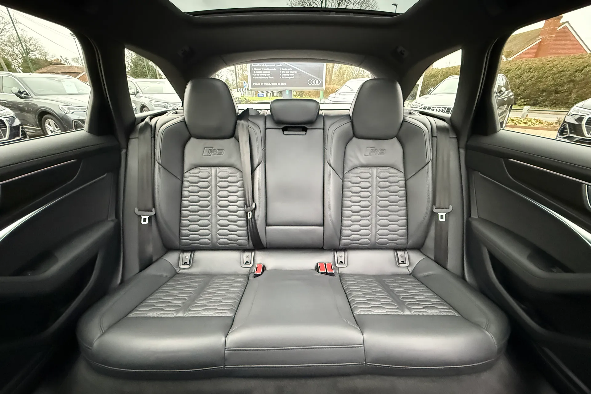 Audi RS6 thumbnail image number 47