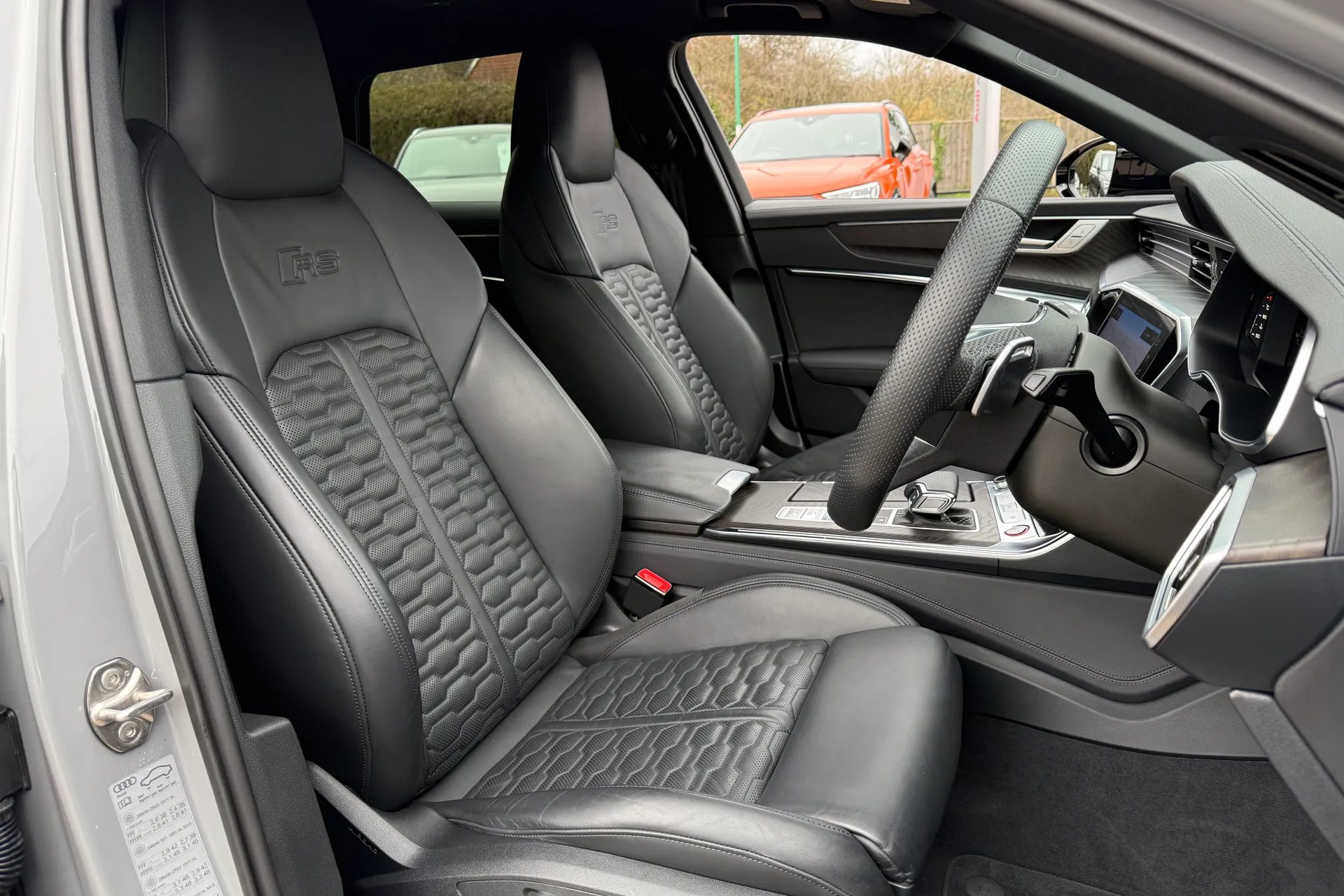 Audi RS6 thumbnail image number 33