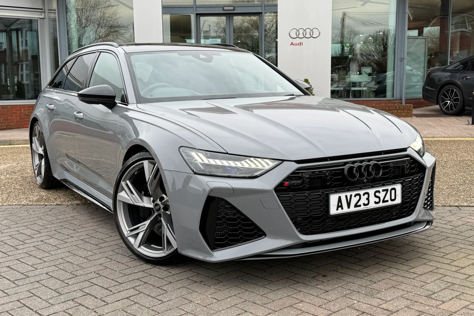 Audi RS6 thumbnail image number 30