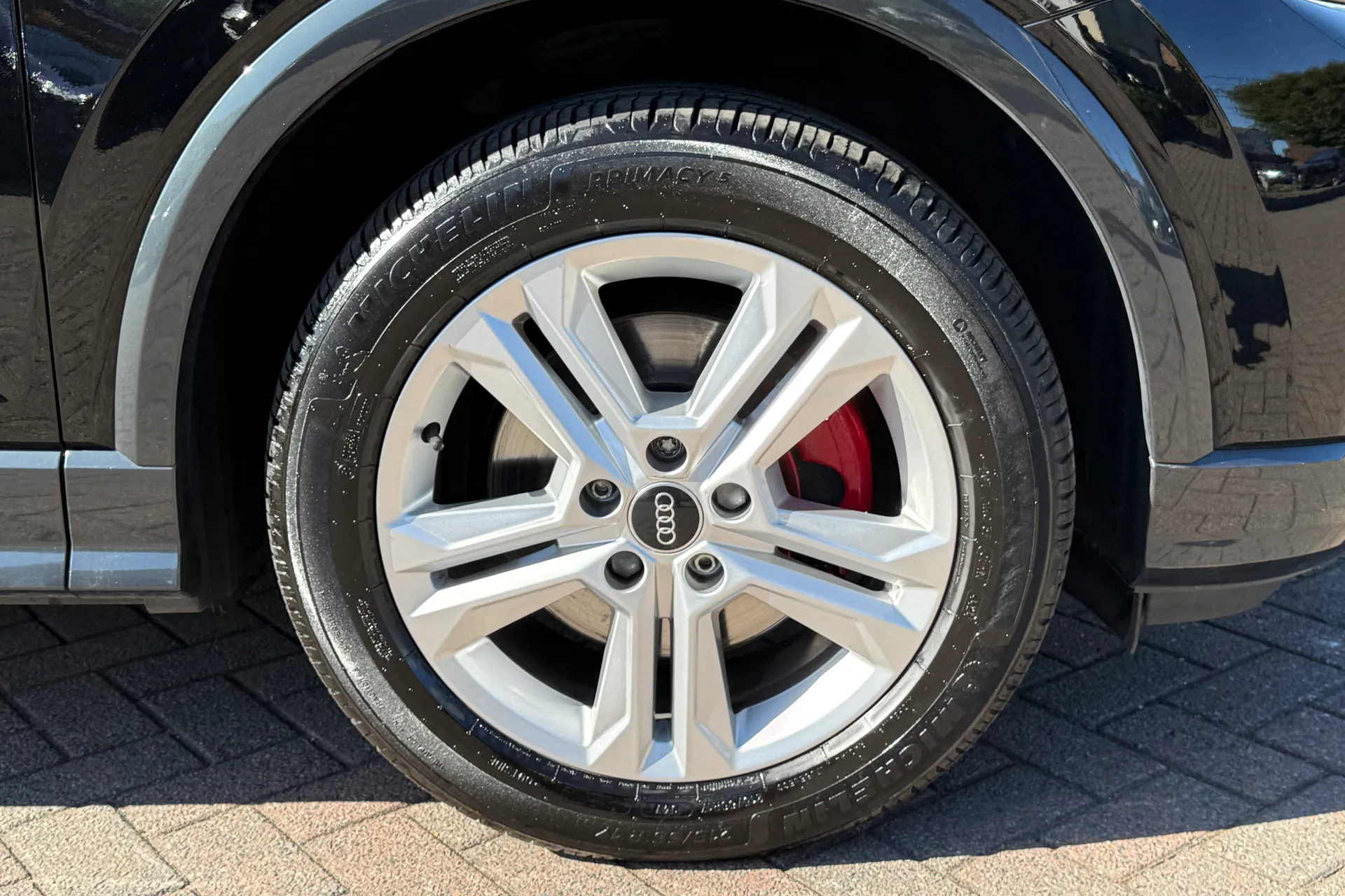Audi Q2 thumbnail image number 40