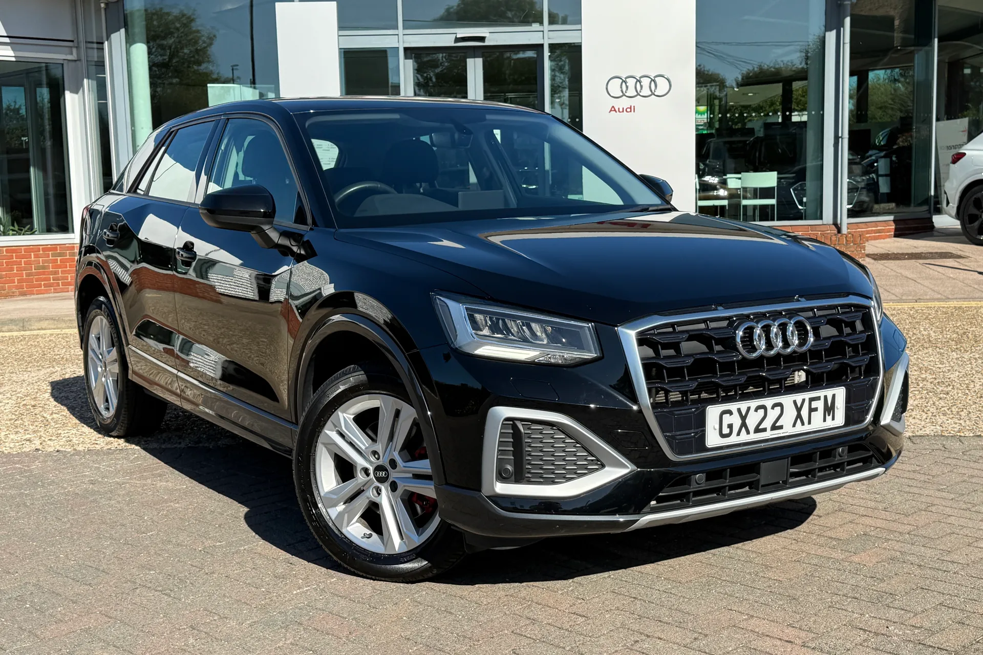 Audi Q2 thumbnail image number 18