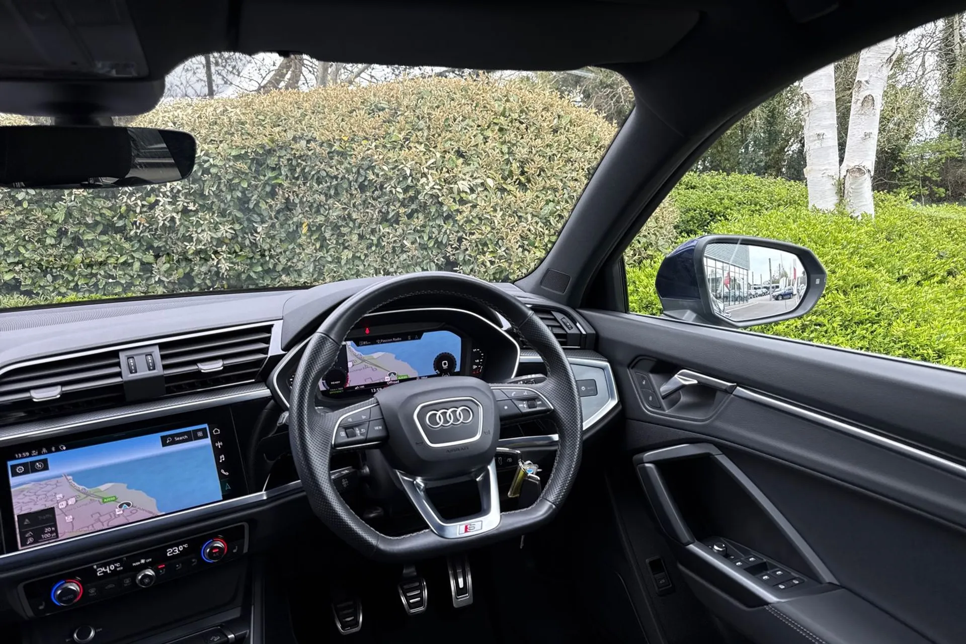 Audi Q3 thumbnail image number 50