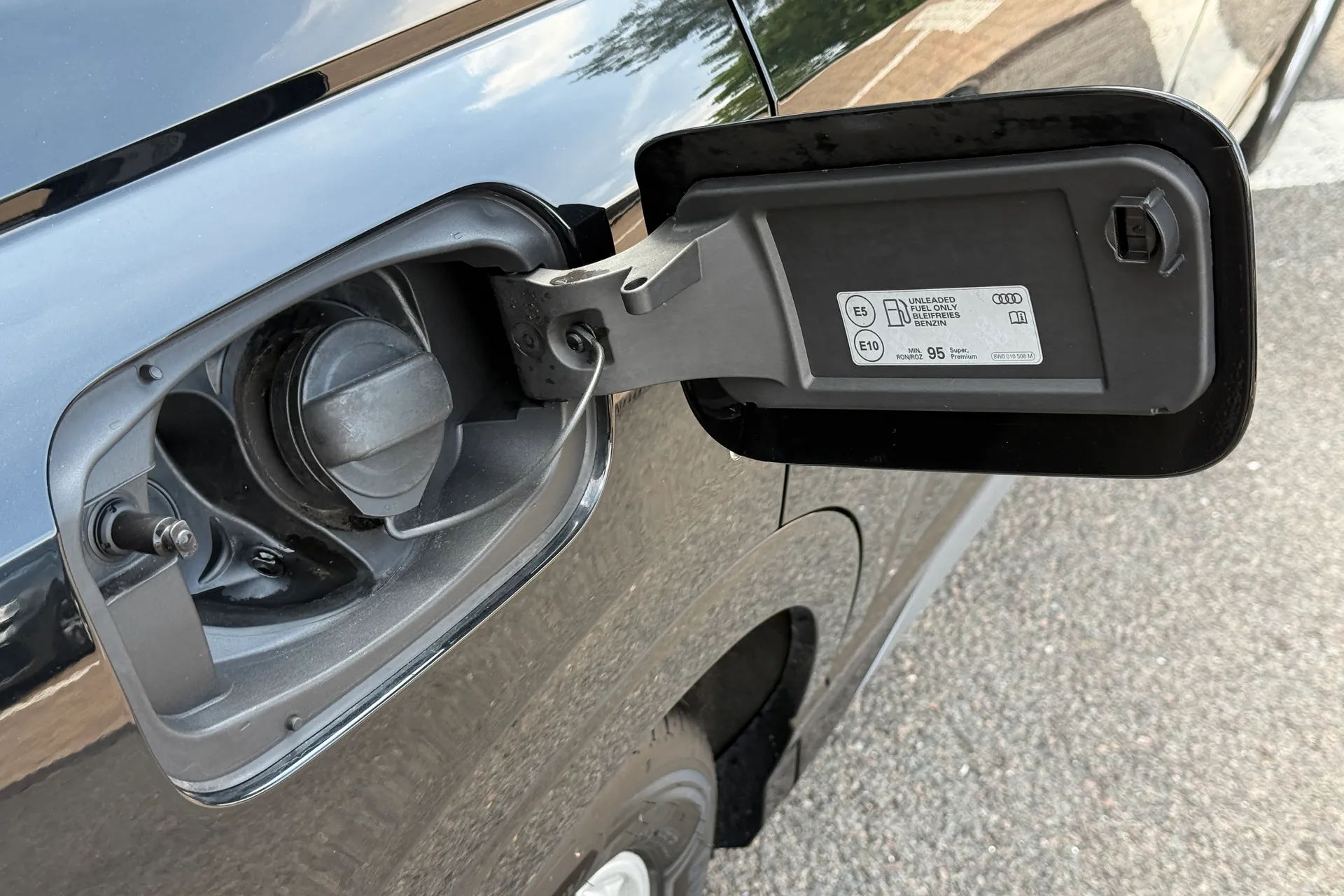 Audi Q3 thumbnail image number 34