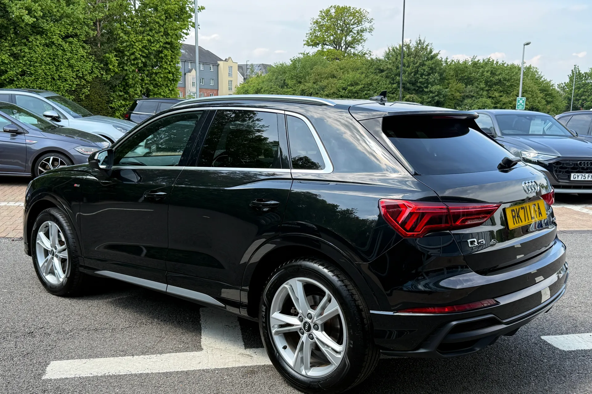 Audi Q3 thumbnail image number 49