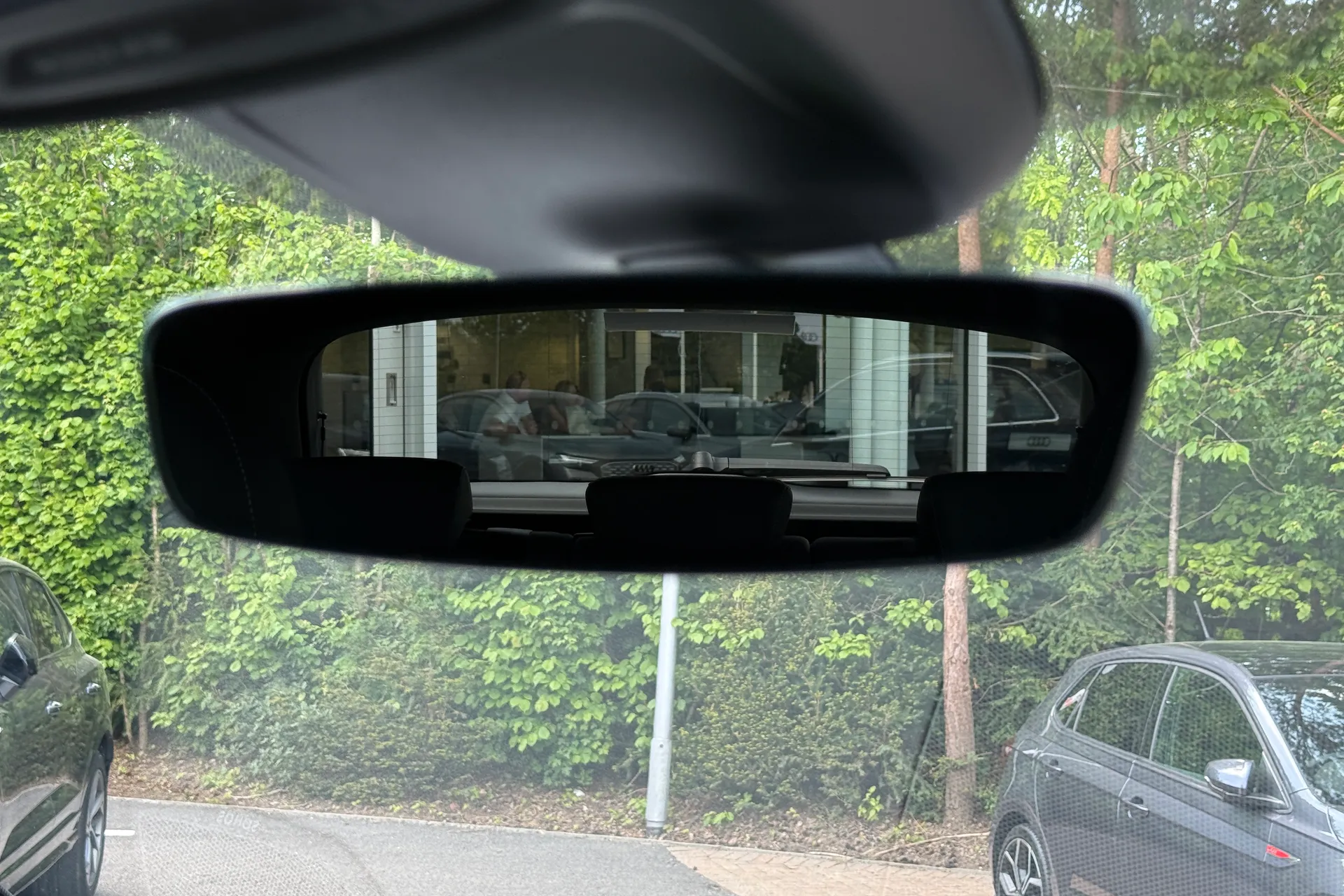 Audi Q3 thumbnail image number 23