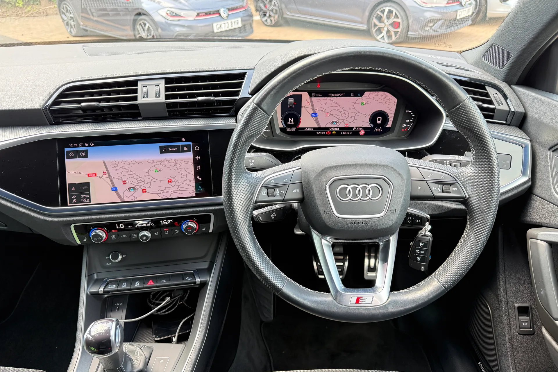 Audi Q3 thumbnail image number 7