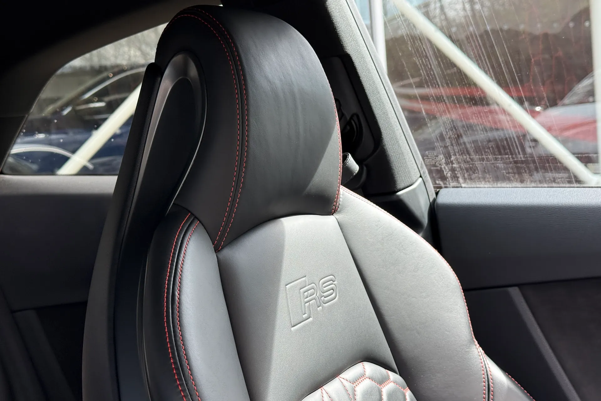 Audi RS5 thumbnail image number 23