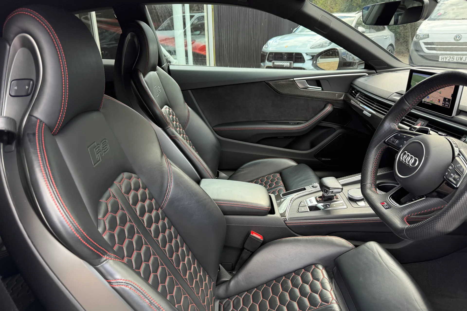 Audi RS5 thumbnail image number 33