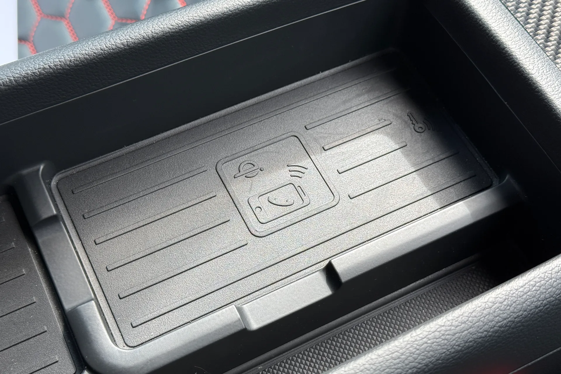 Audi RS5 thumbnail image number 25