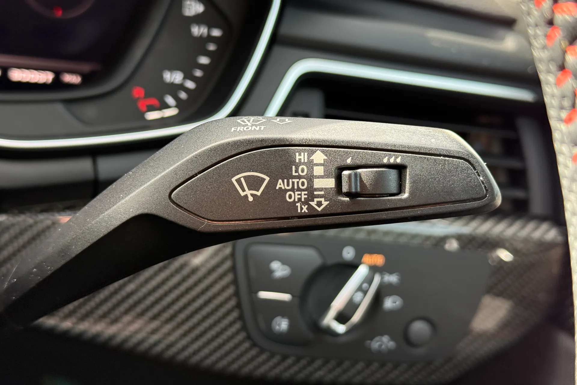 Audi RS5 thumbnail image number 16