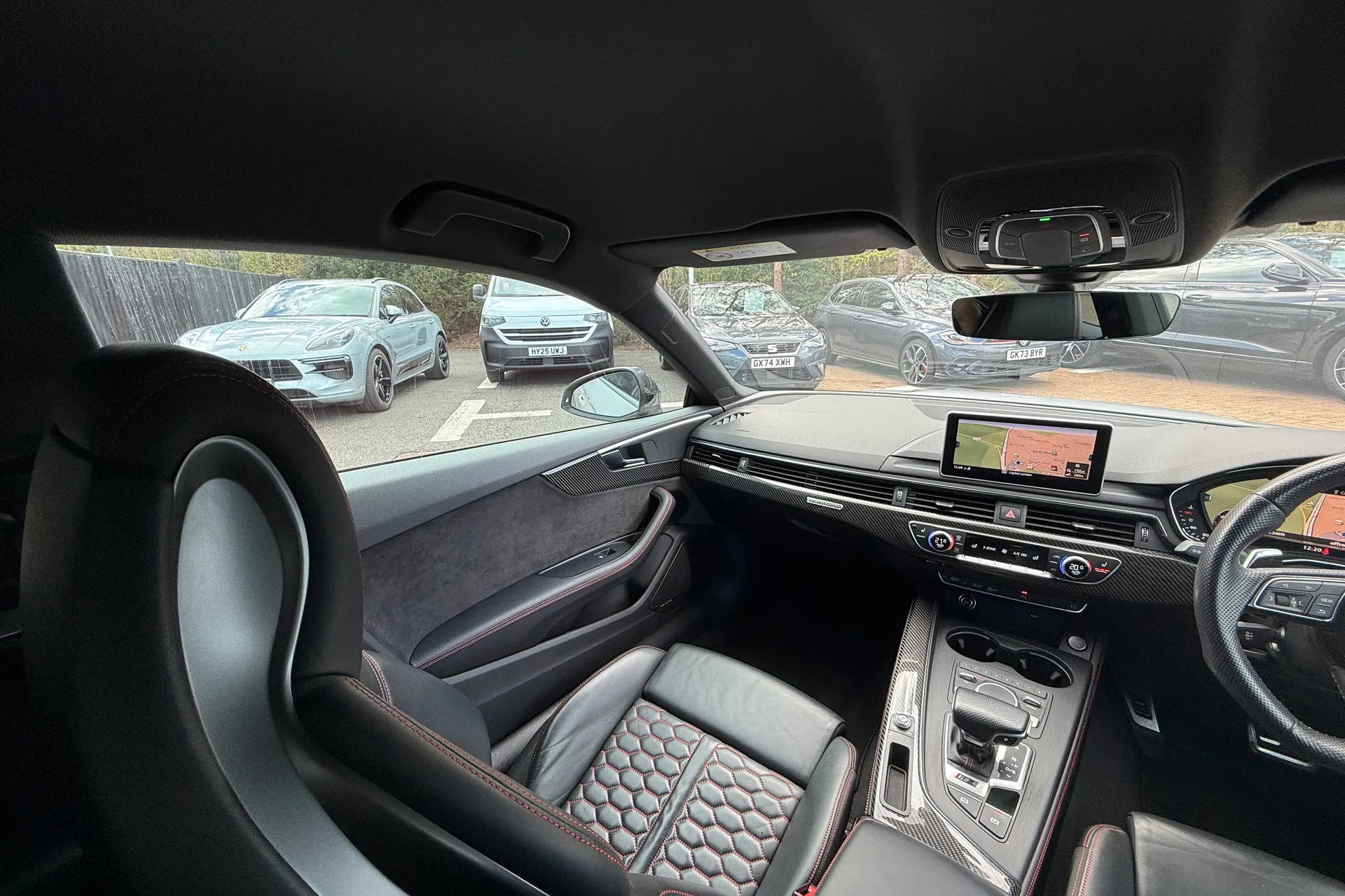 Audi RS5 thumbnail image number 34