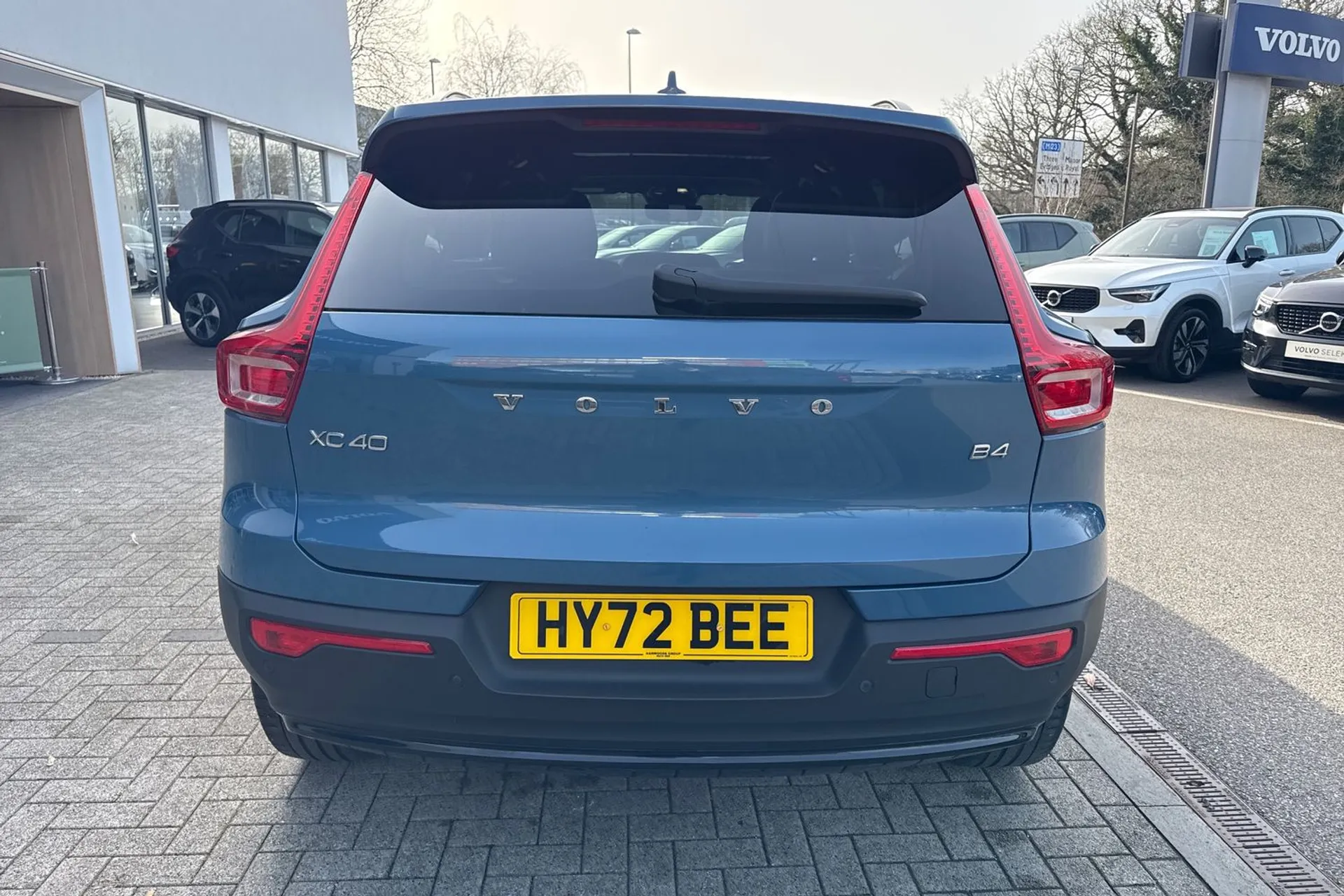 Volvo XC40 ULTIMATE B4 MHEV AUT thumbnail image number 9