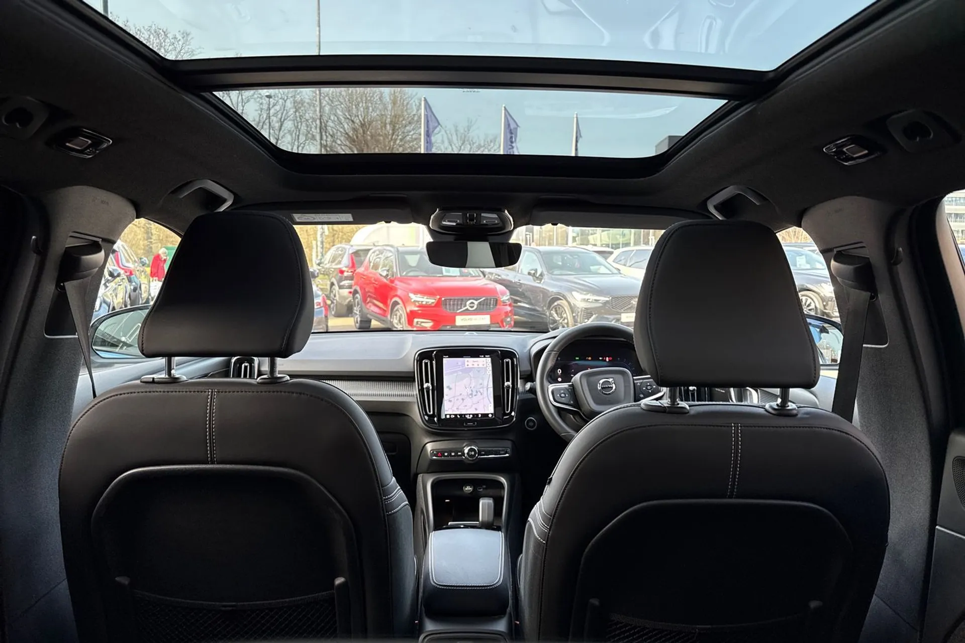 Volvo XC40 ULTIMATE B4 MHEV AUT thumbnail image number 22