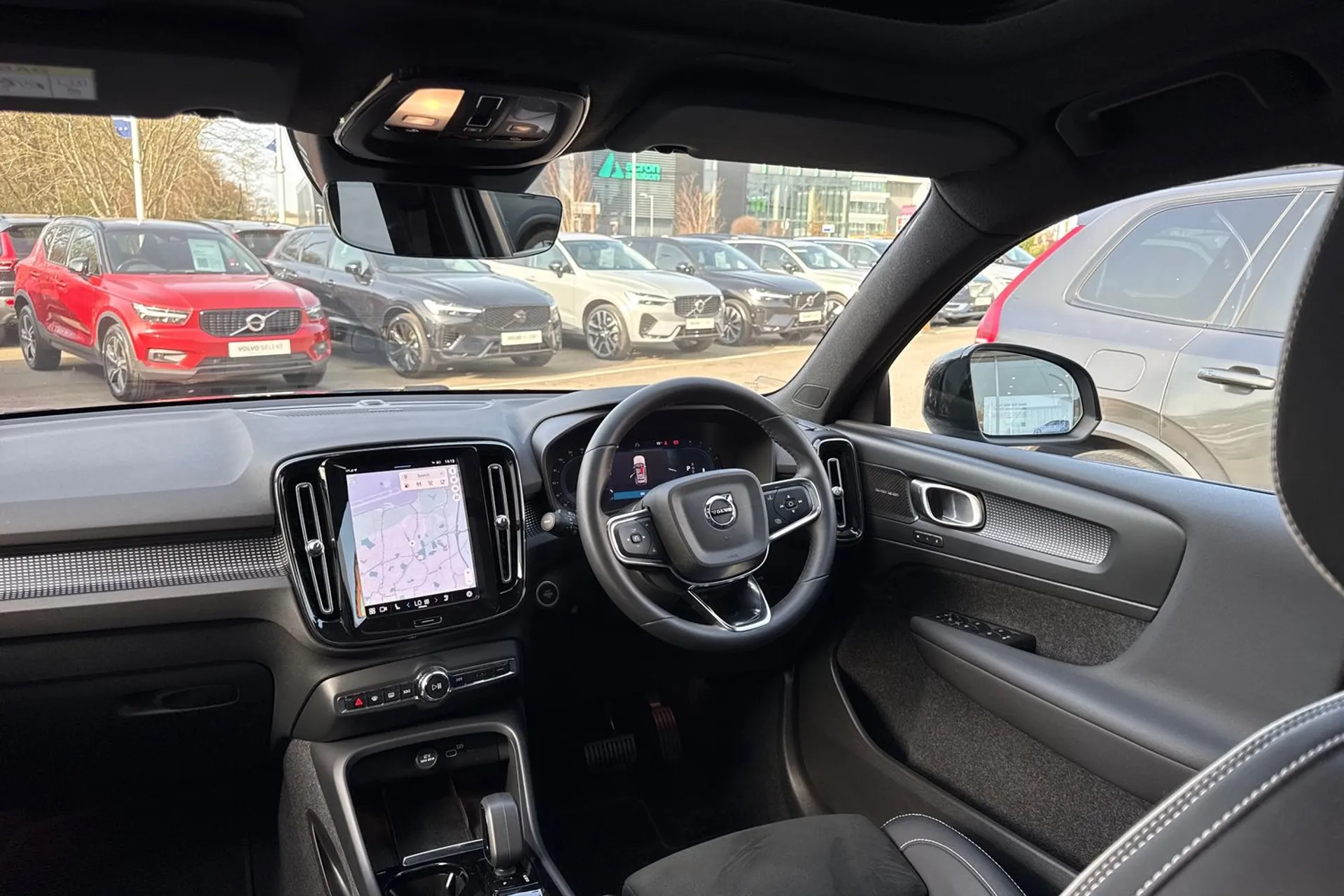 Volvo XC40 ULTIMATE B4 MHEV AUT thumbnail image number 33