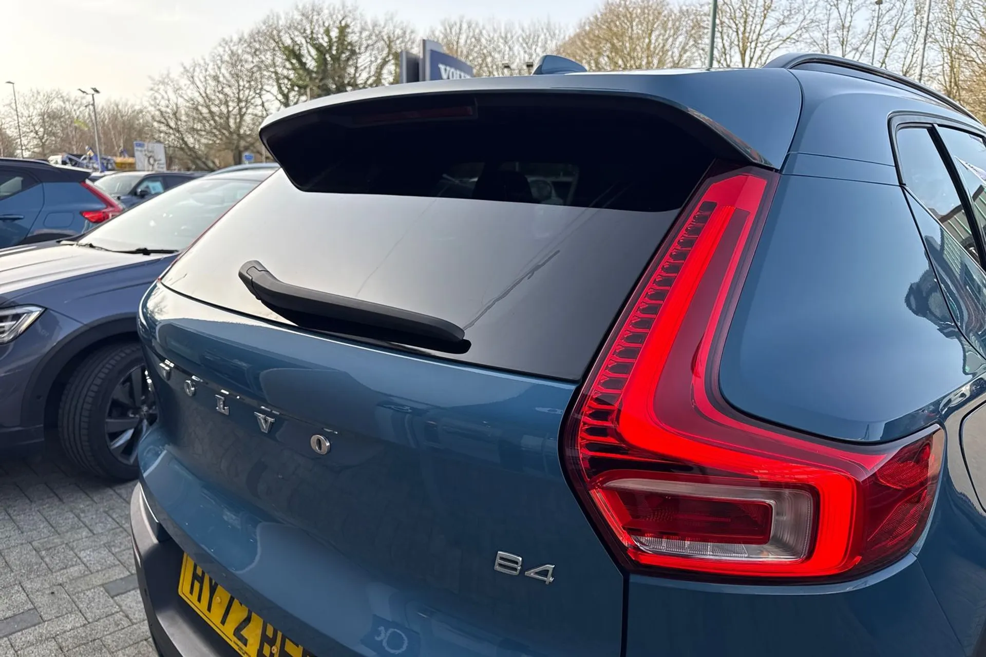 Volvo XC40 ULTIMATE B4 MHEV AUT thumbnail image number 16