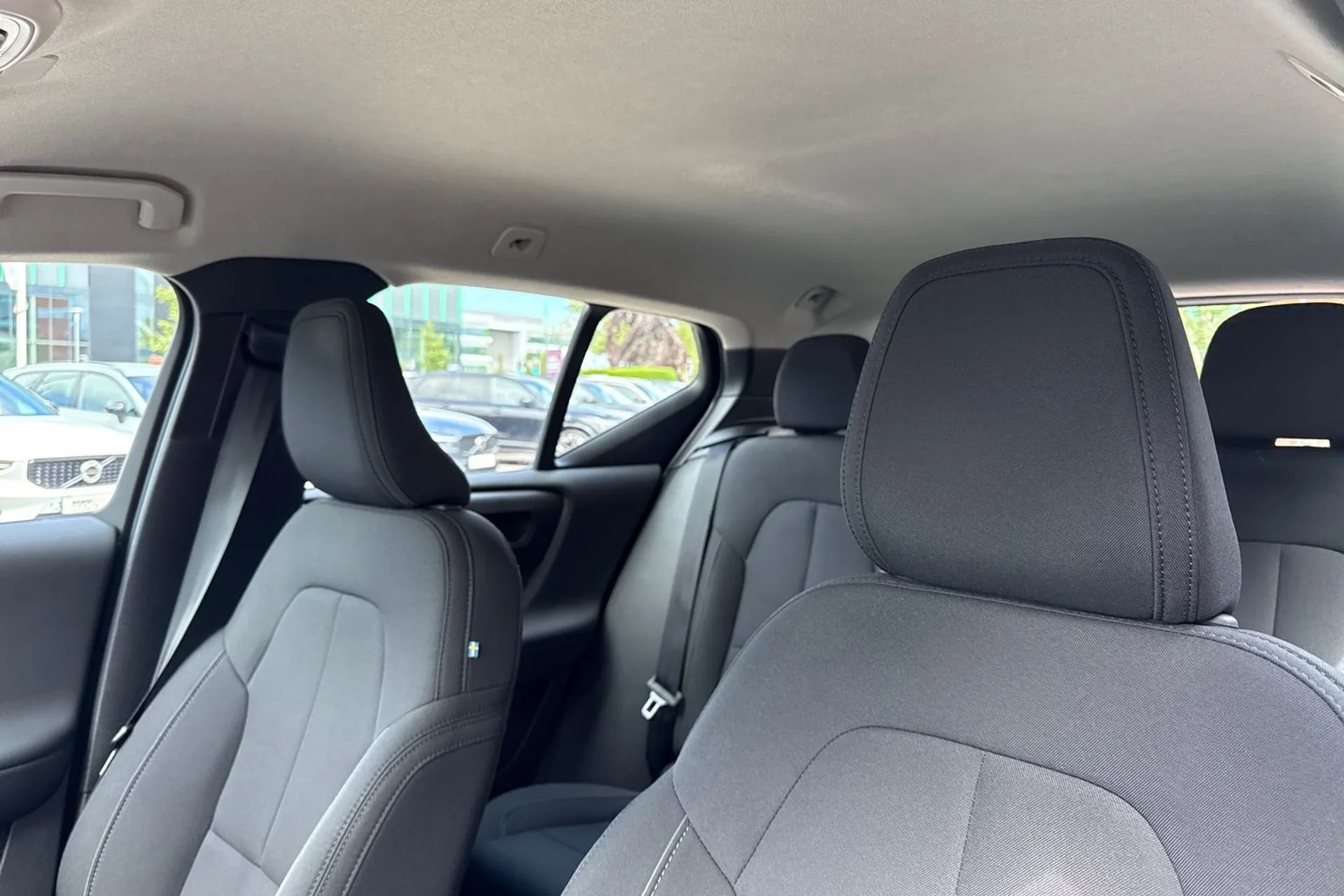 Volvo XC40 thumbnail image number 29