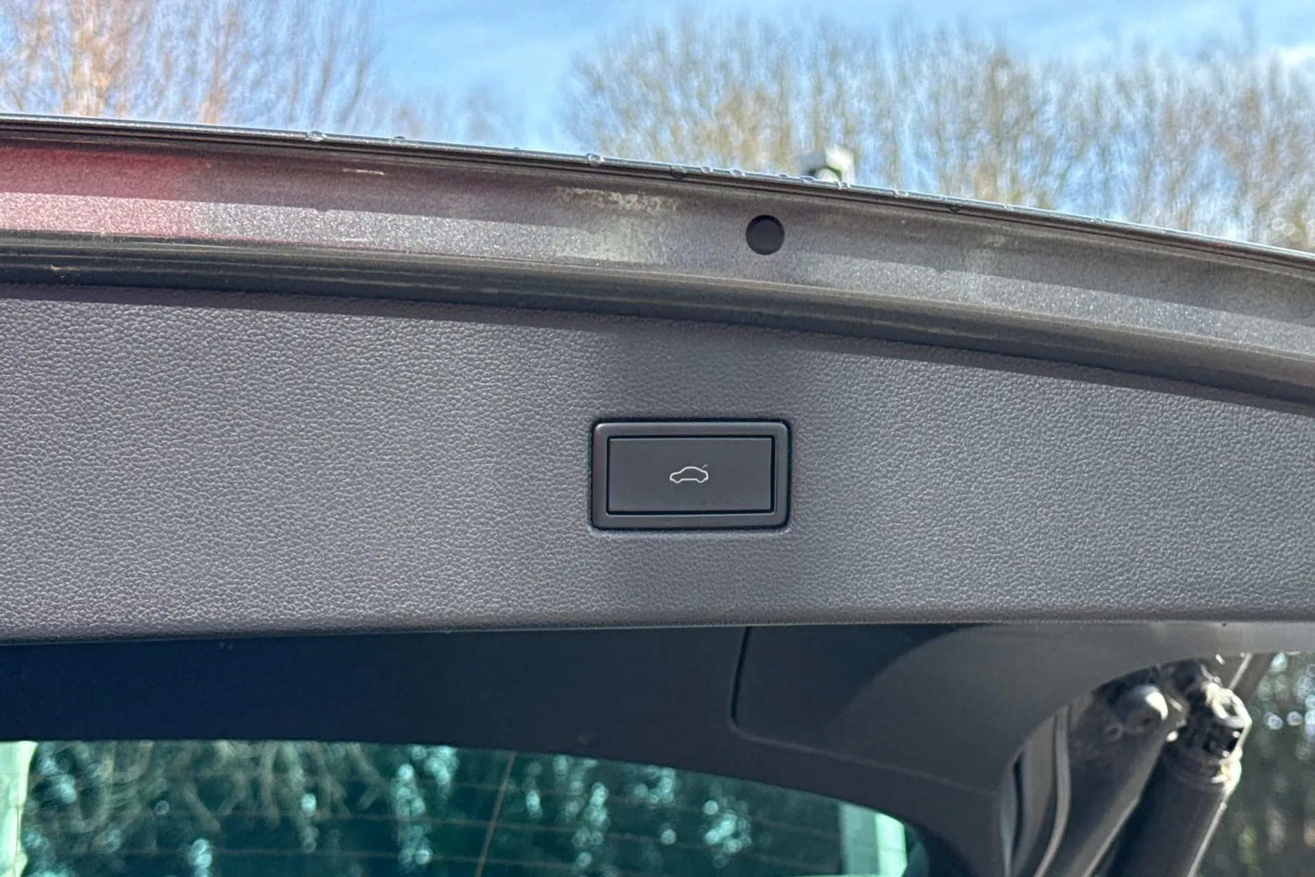 VOLKSWAGEN TIGUAN thumbnail image number 32