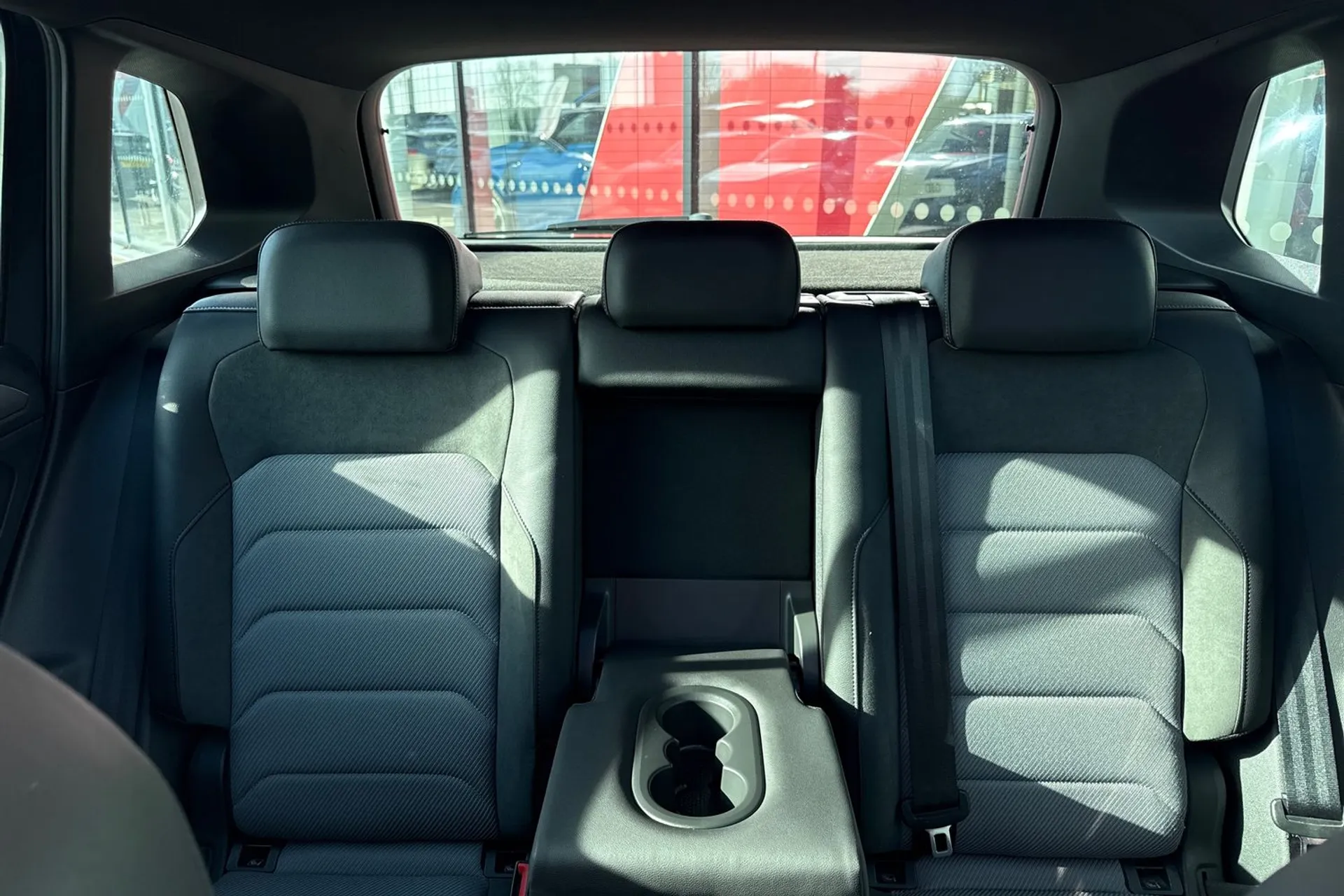 VOLKSWAGEN TIGUAN thumbnail image number 46