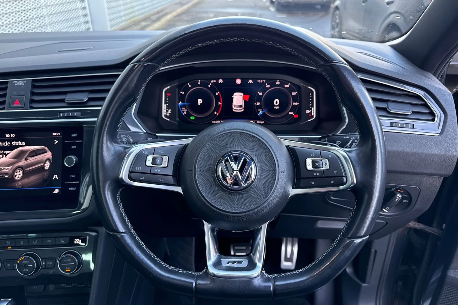 VOLKSWAGEN TIGUAN thumbnail image number 11