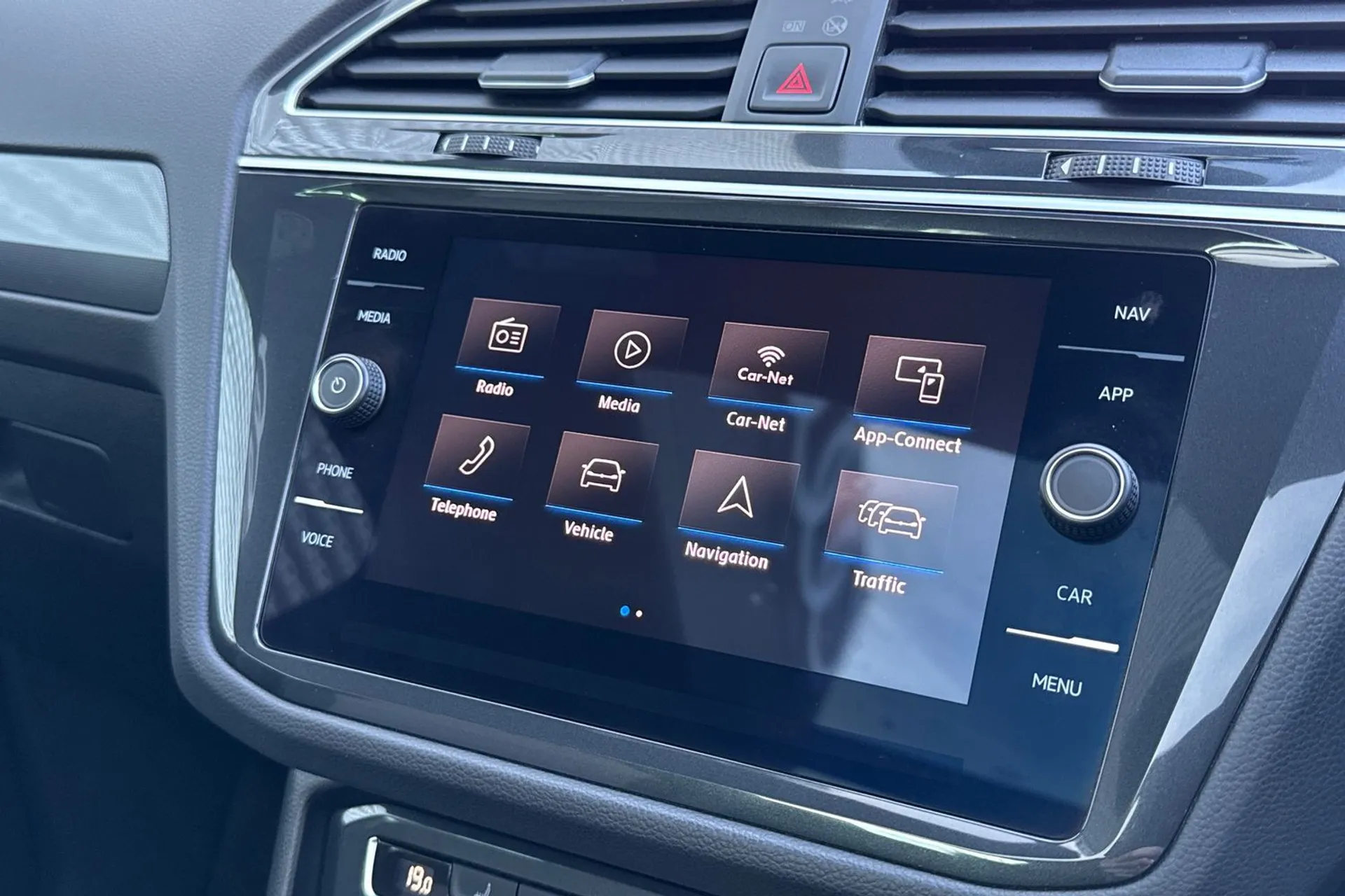 VOLKSWAGEN TIGUAN thumbnail image number 17