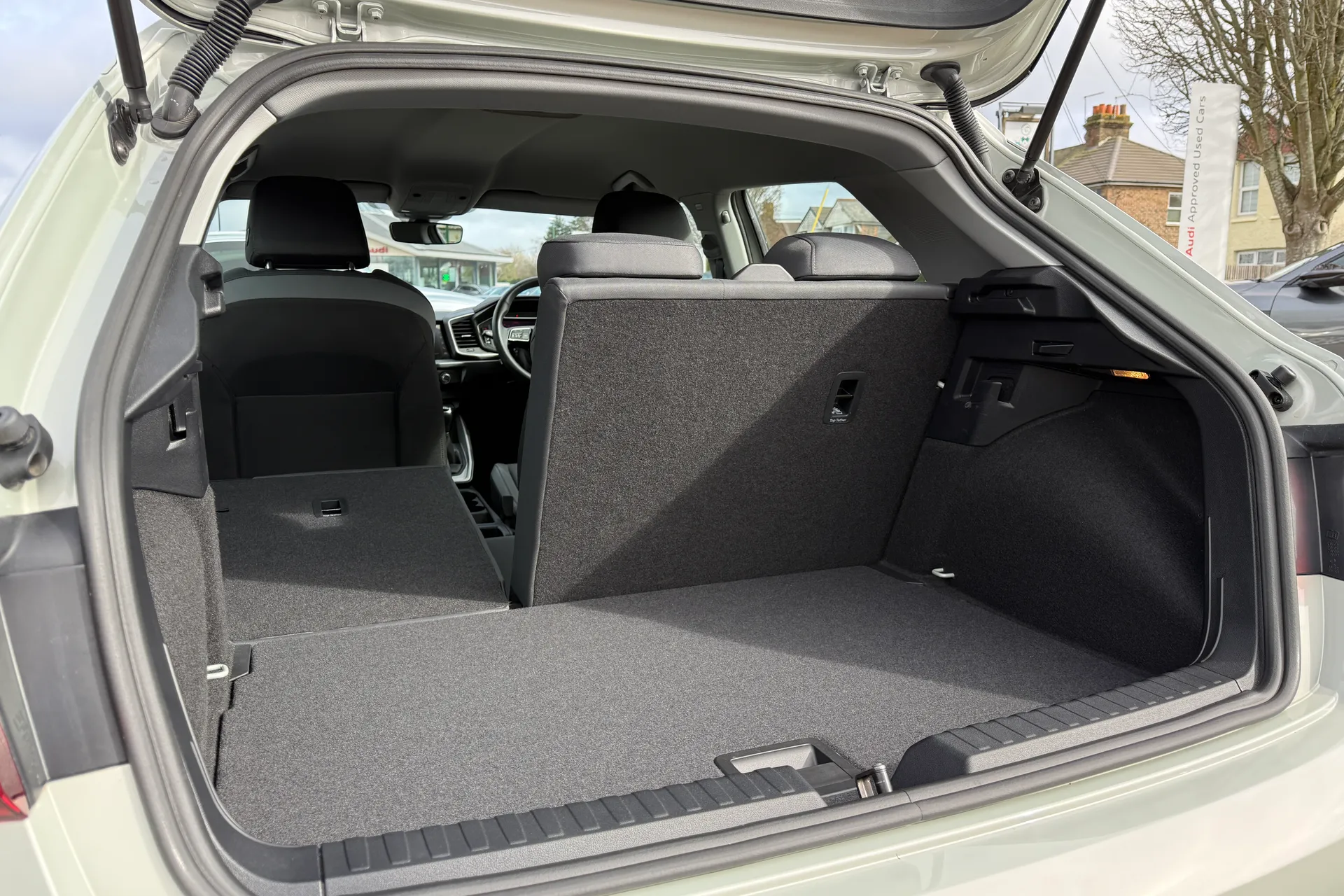 Audi A1 thumbnail image number 30