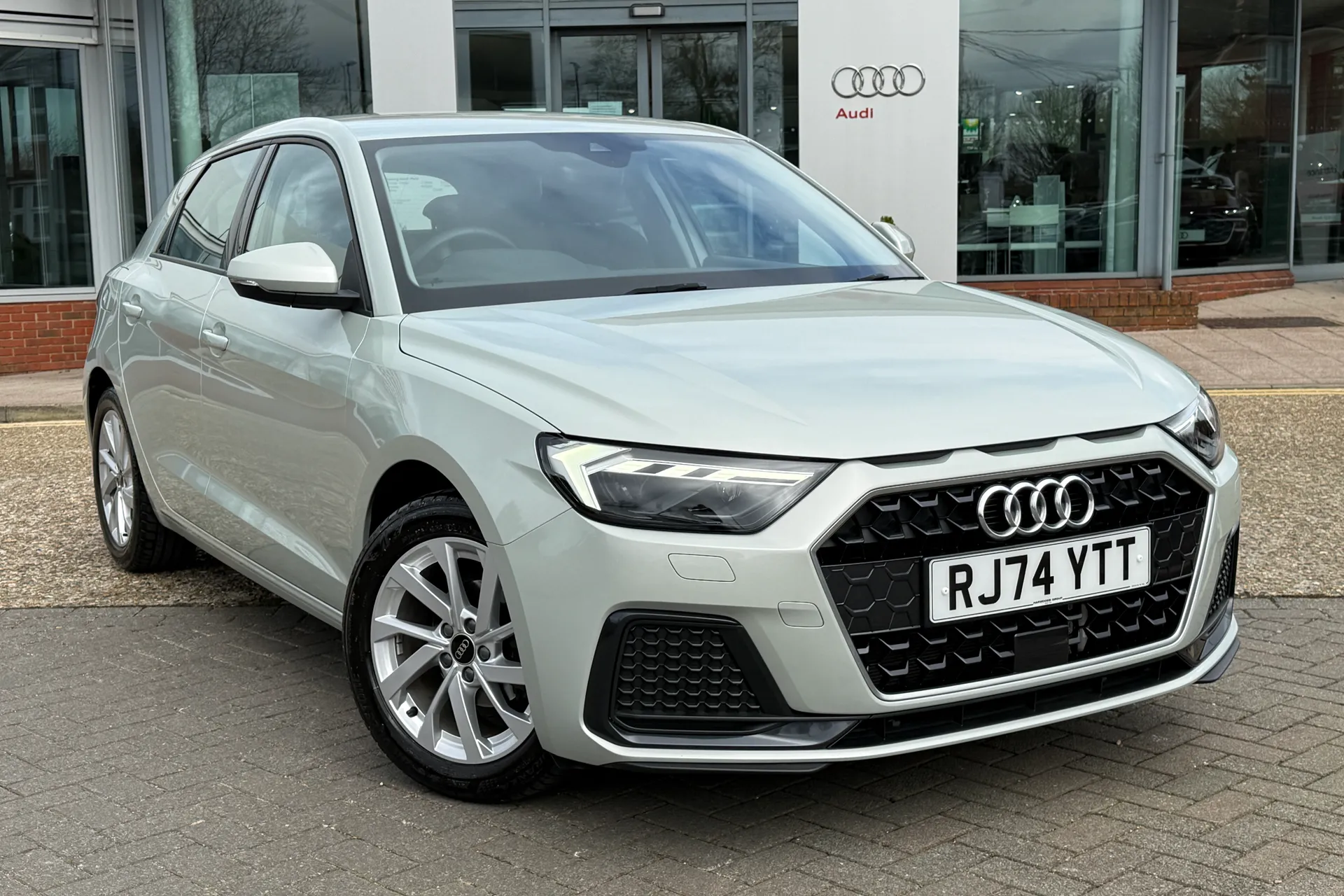 Audi A1 thumbnail image number 18