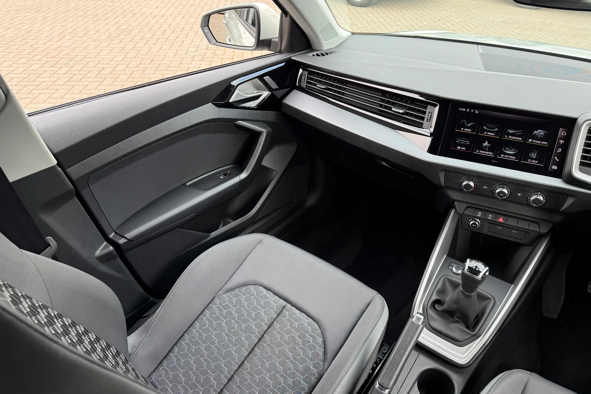 Audi A1 thumbnail image number 32