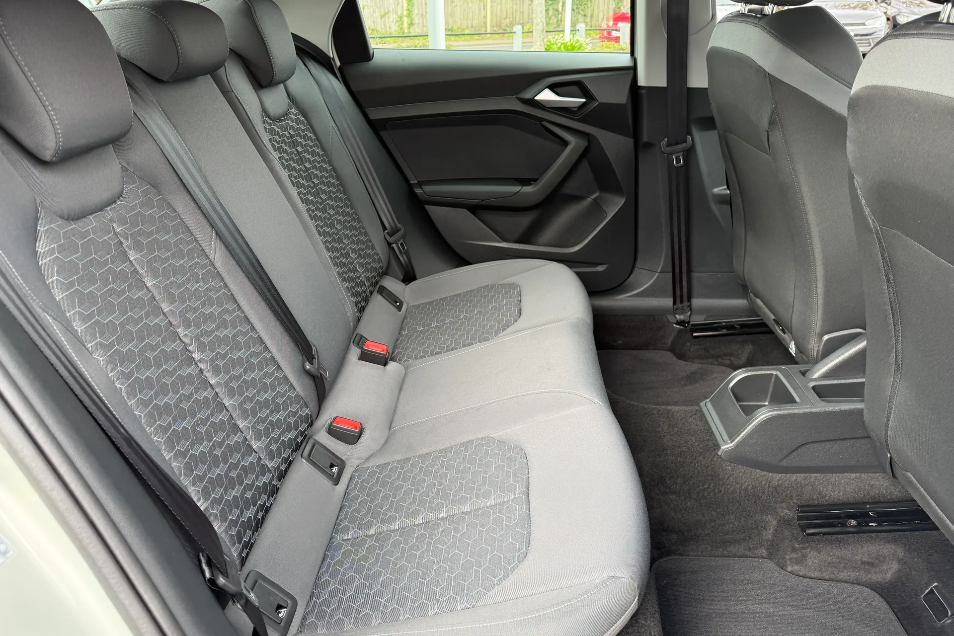 Audi A1 thumbnail image number 37