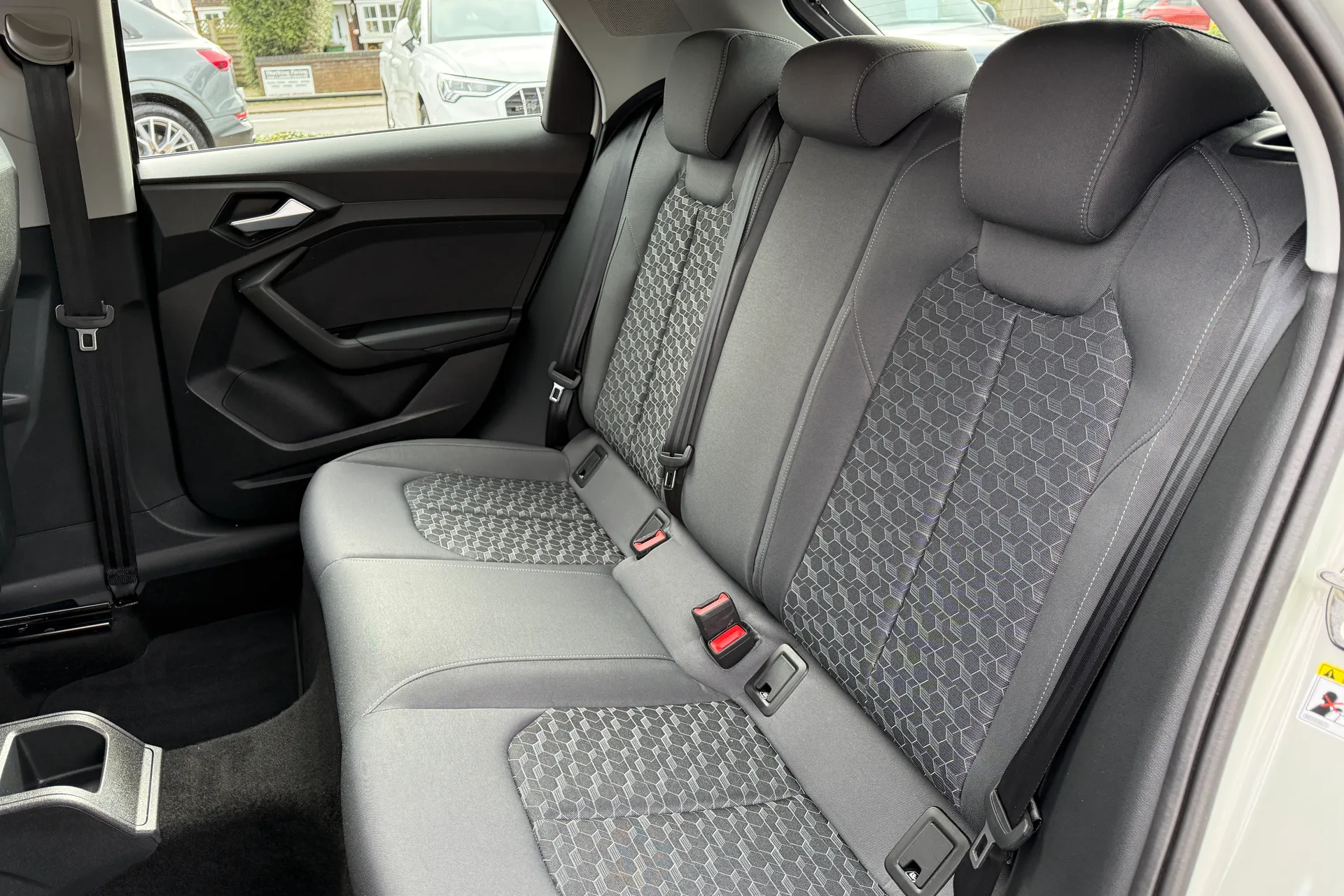 Audi A1 thumbnail image number 35