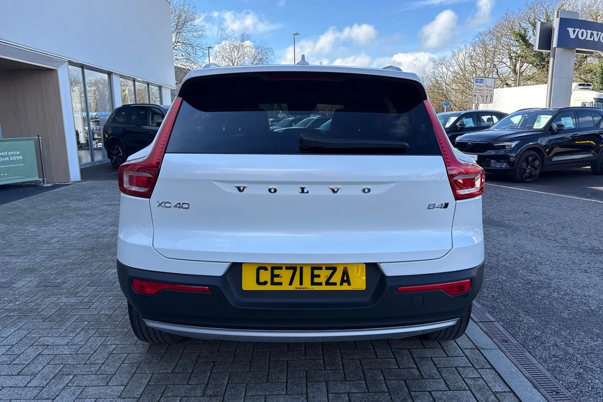 Volvo XC40 thumbnail image number 9