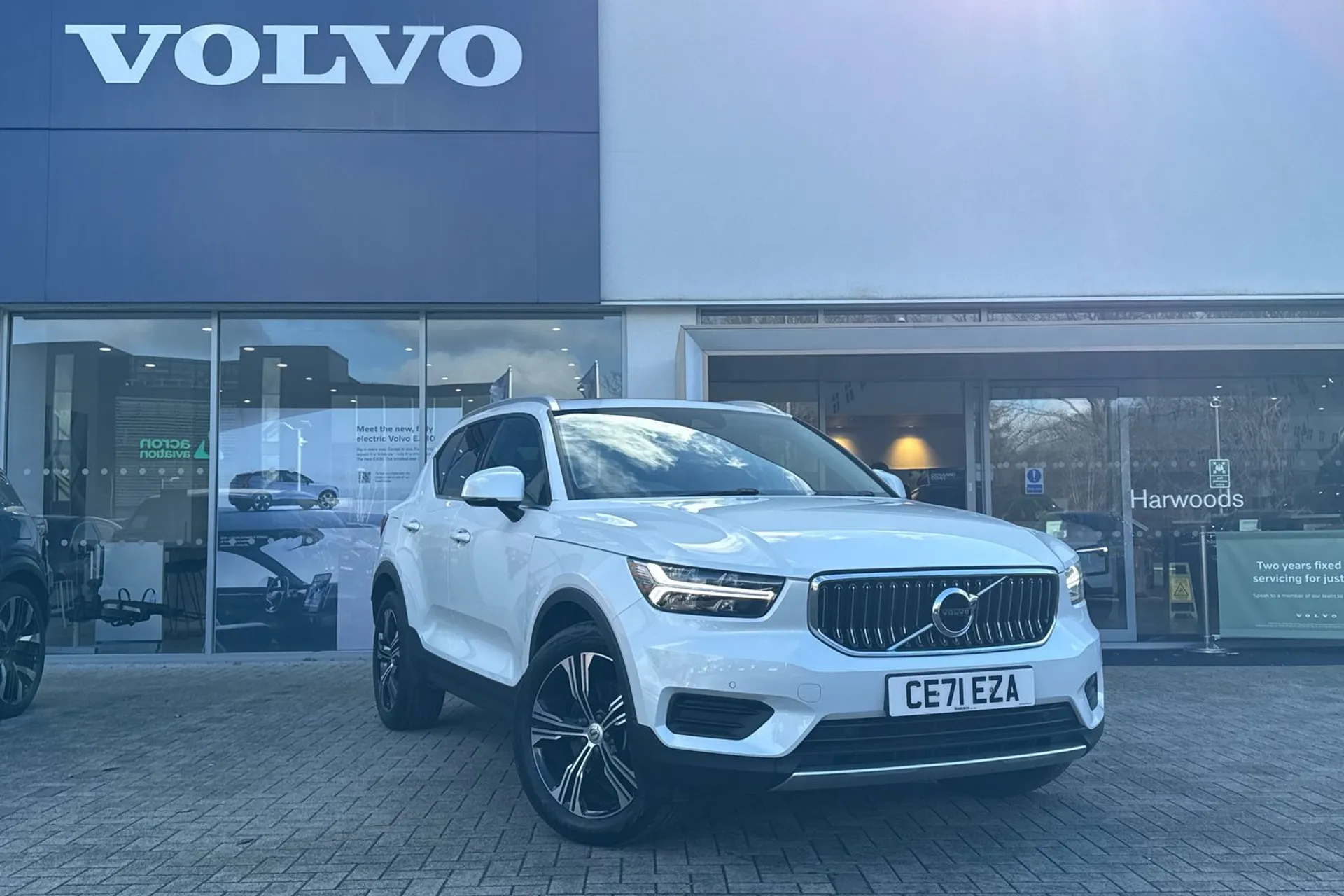 Volvo XC40 focused image