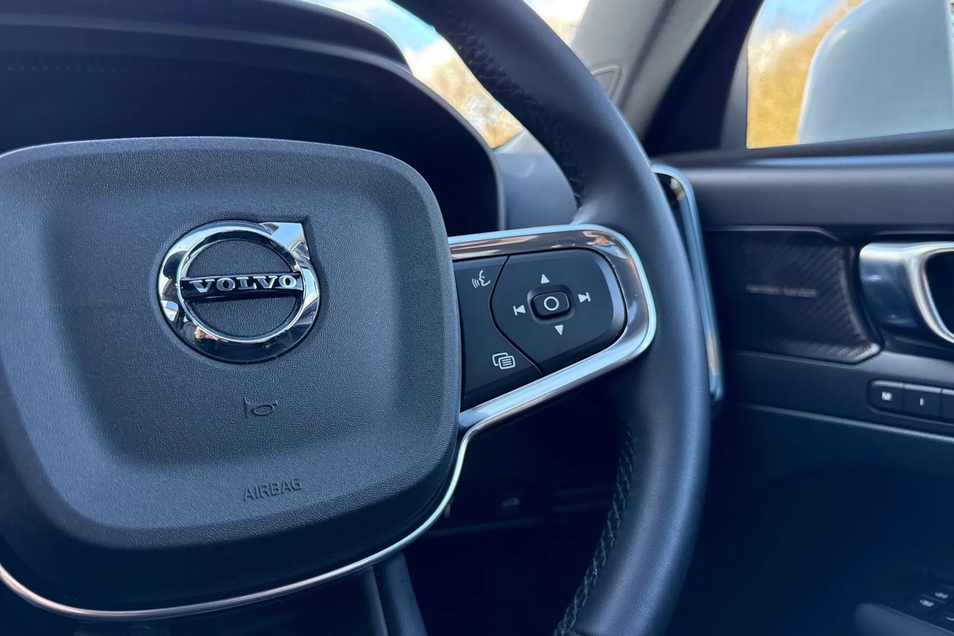 Volvo XC40 thumbnail image number 37