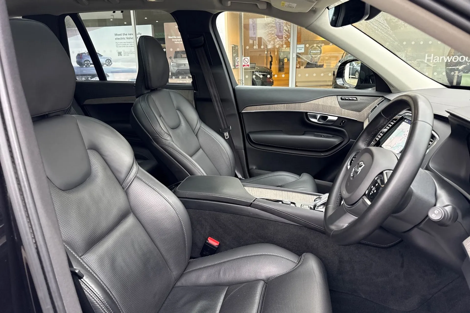 Volvo XC90 thumbnail image number 28