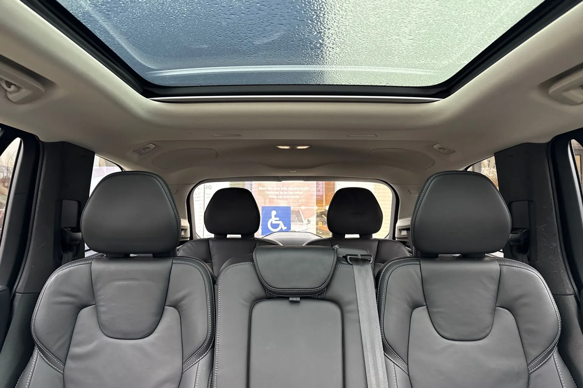 Volvo XC90 thumbnail image number 8