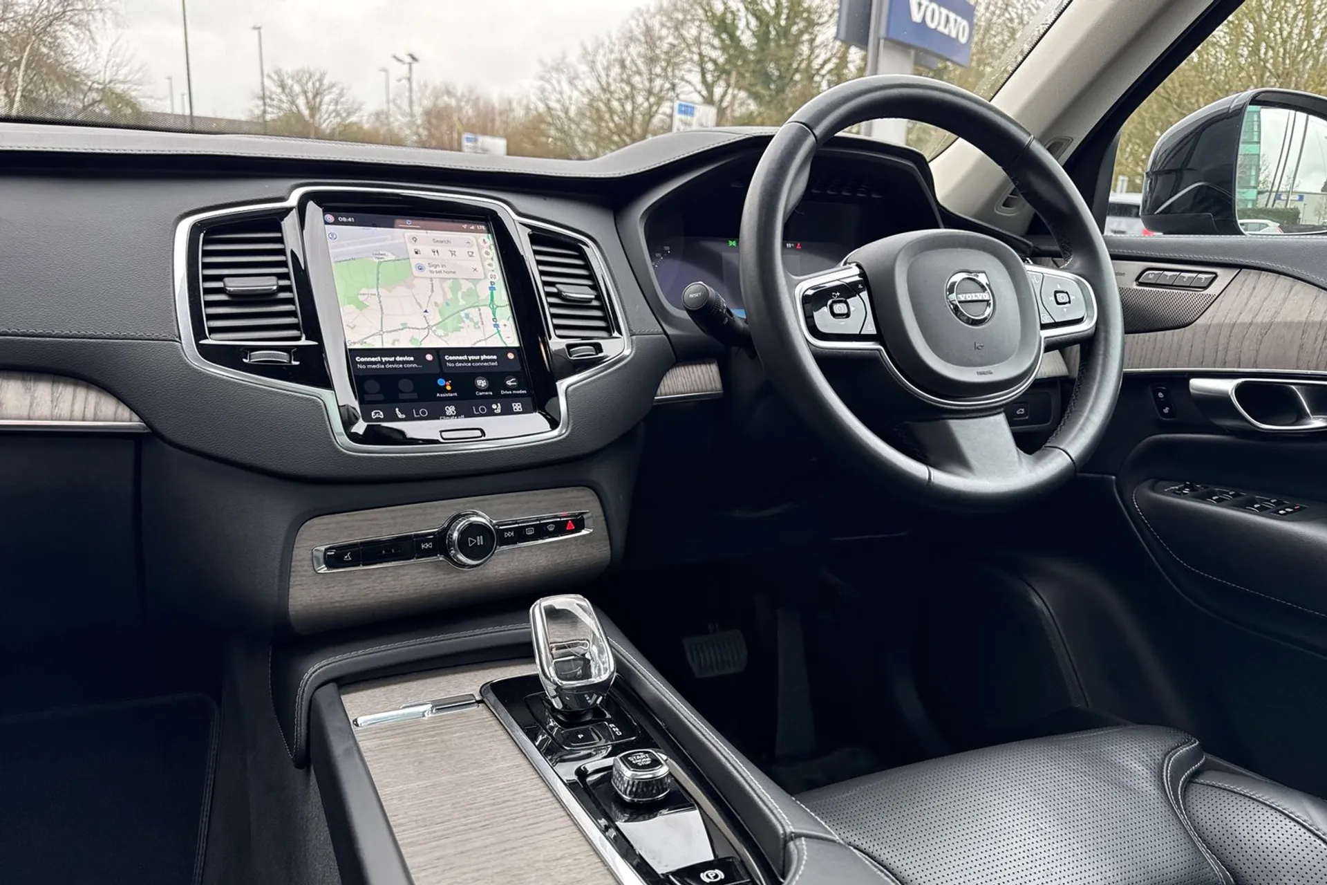 Volvo XC90 thumbnail image number 38