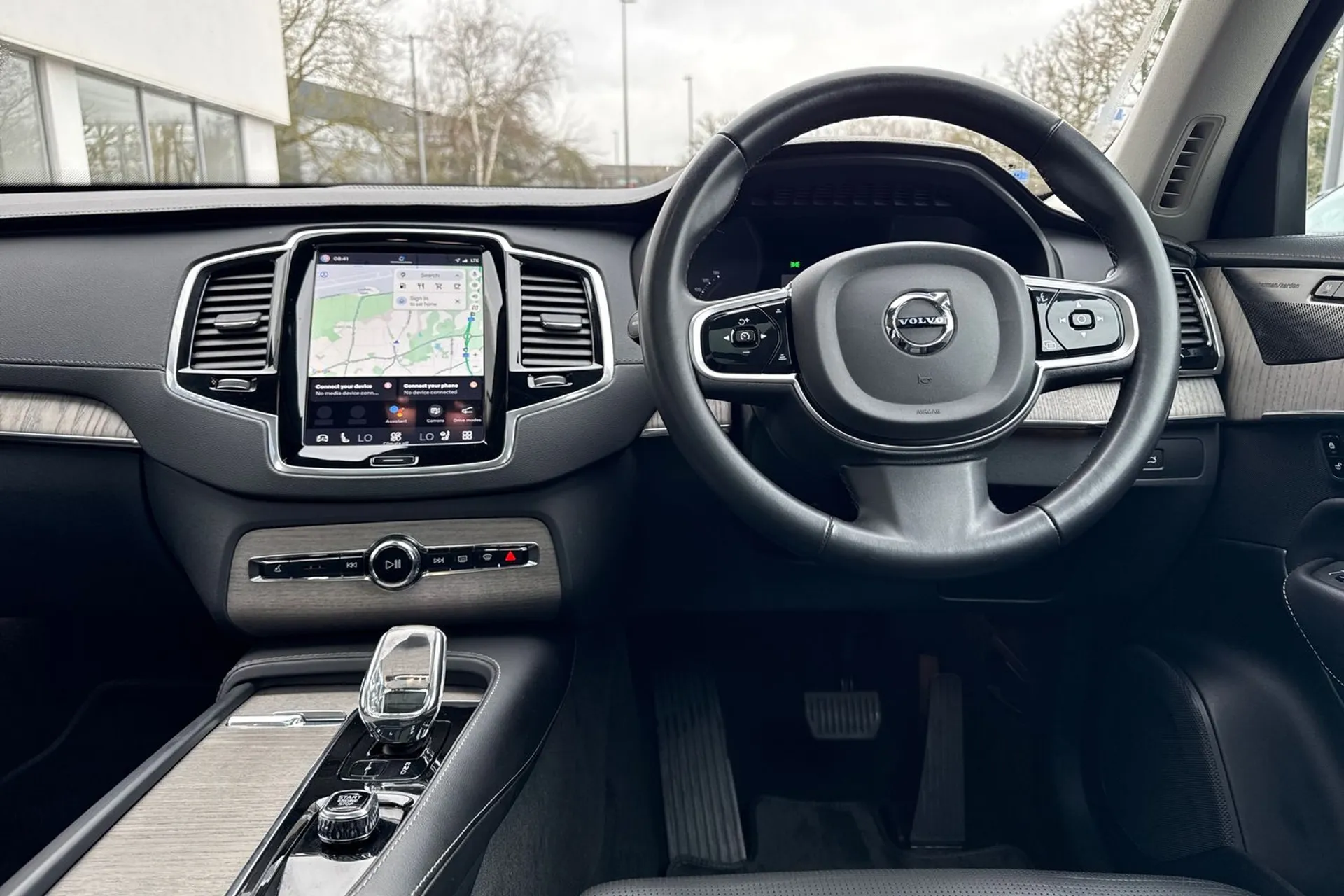 Volvo XC90 thumbnail image number 37