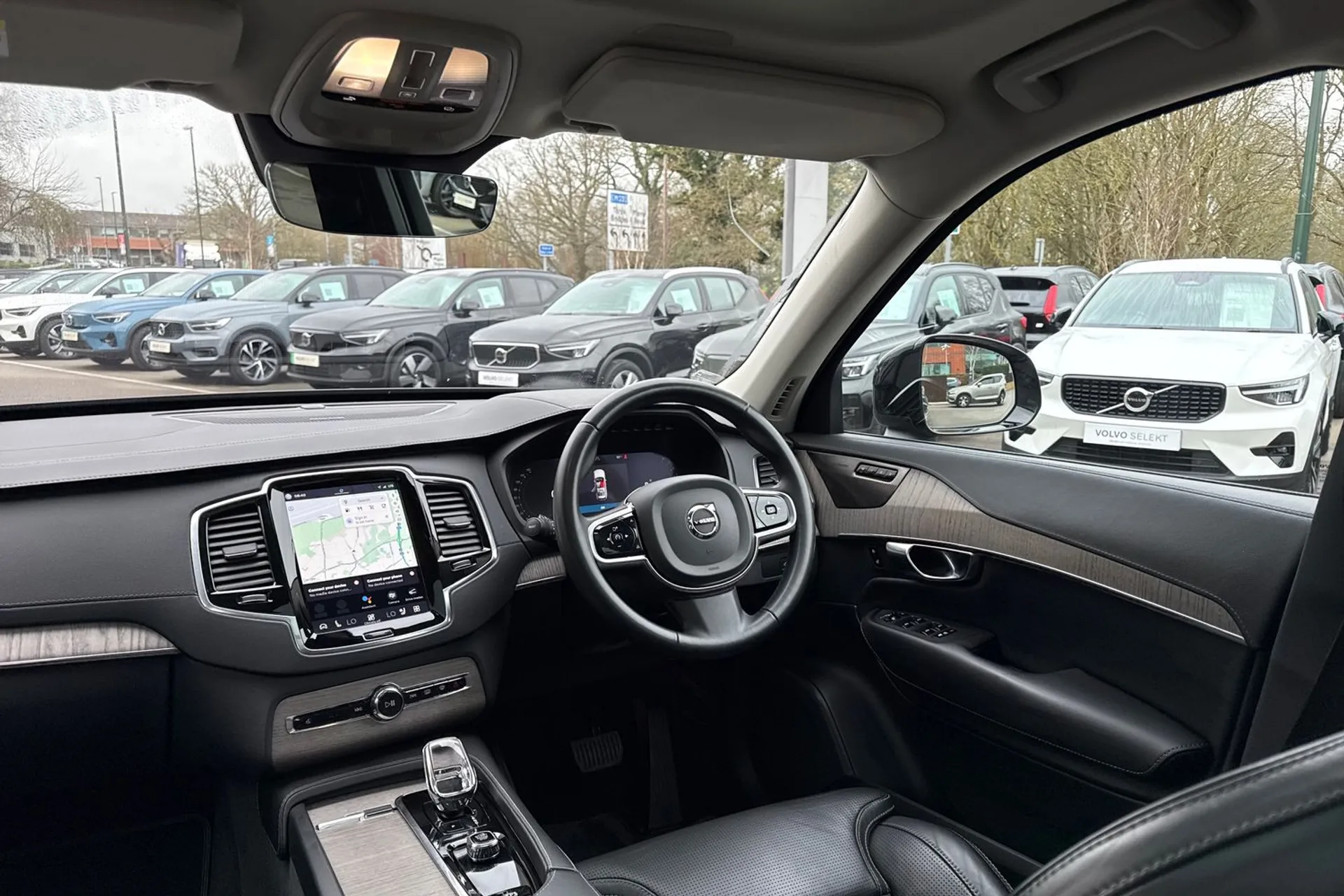 Volvo XC90 thumbnail image number 36