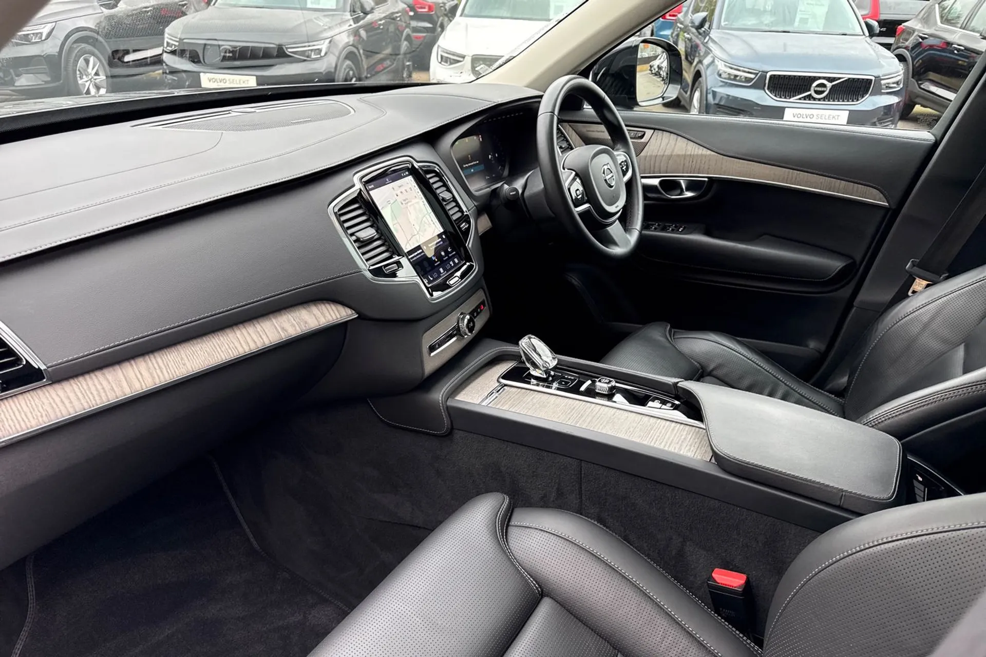 Volvo XC90 thumbnail image number 29