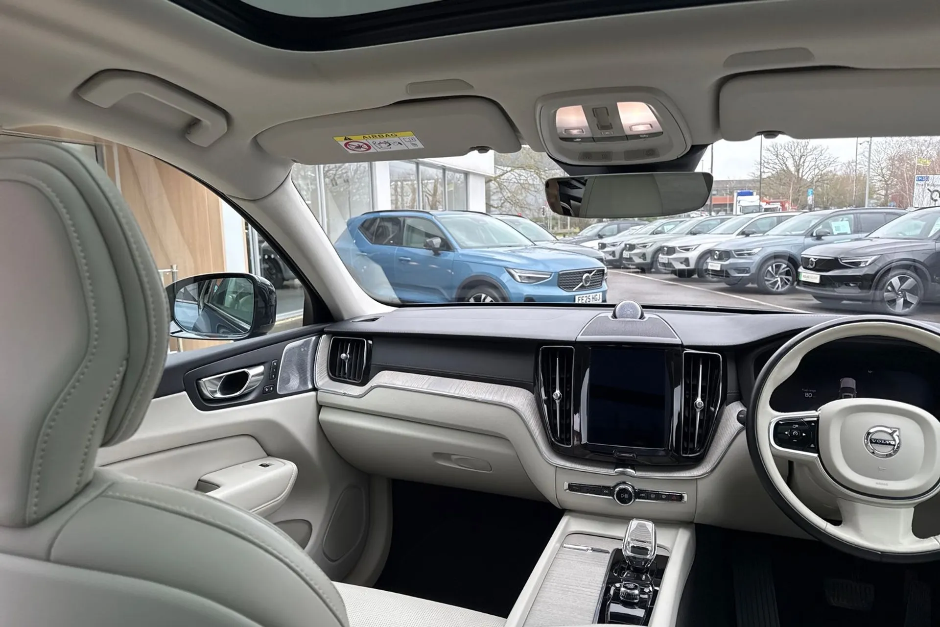 Volvo XC60 thumbnail image number 33