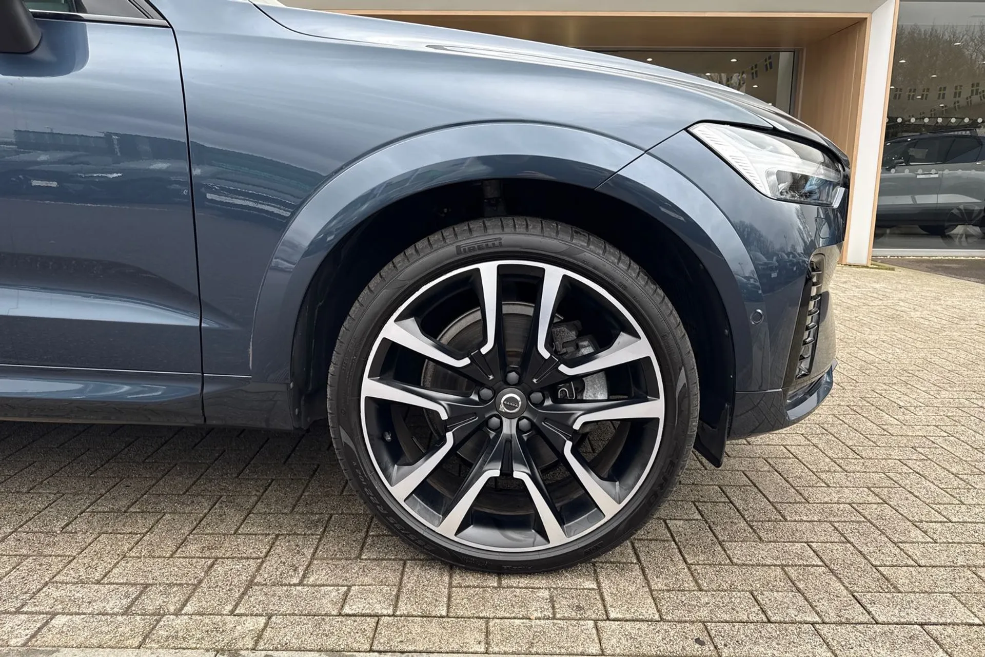 Volvo XC60 thumbnail image number 14