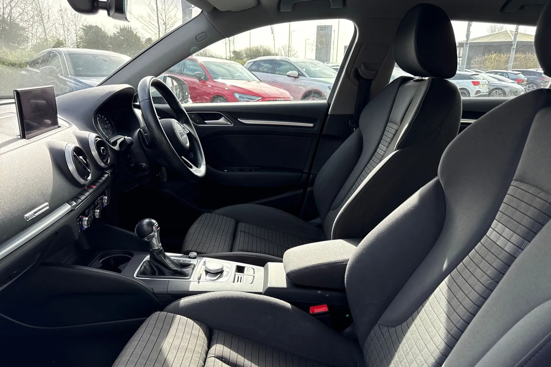 Audi A3 thumbnail image number 40