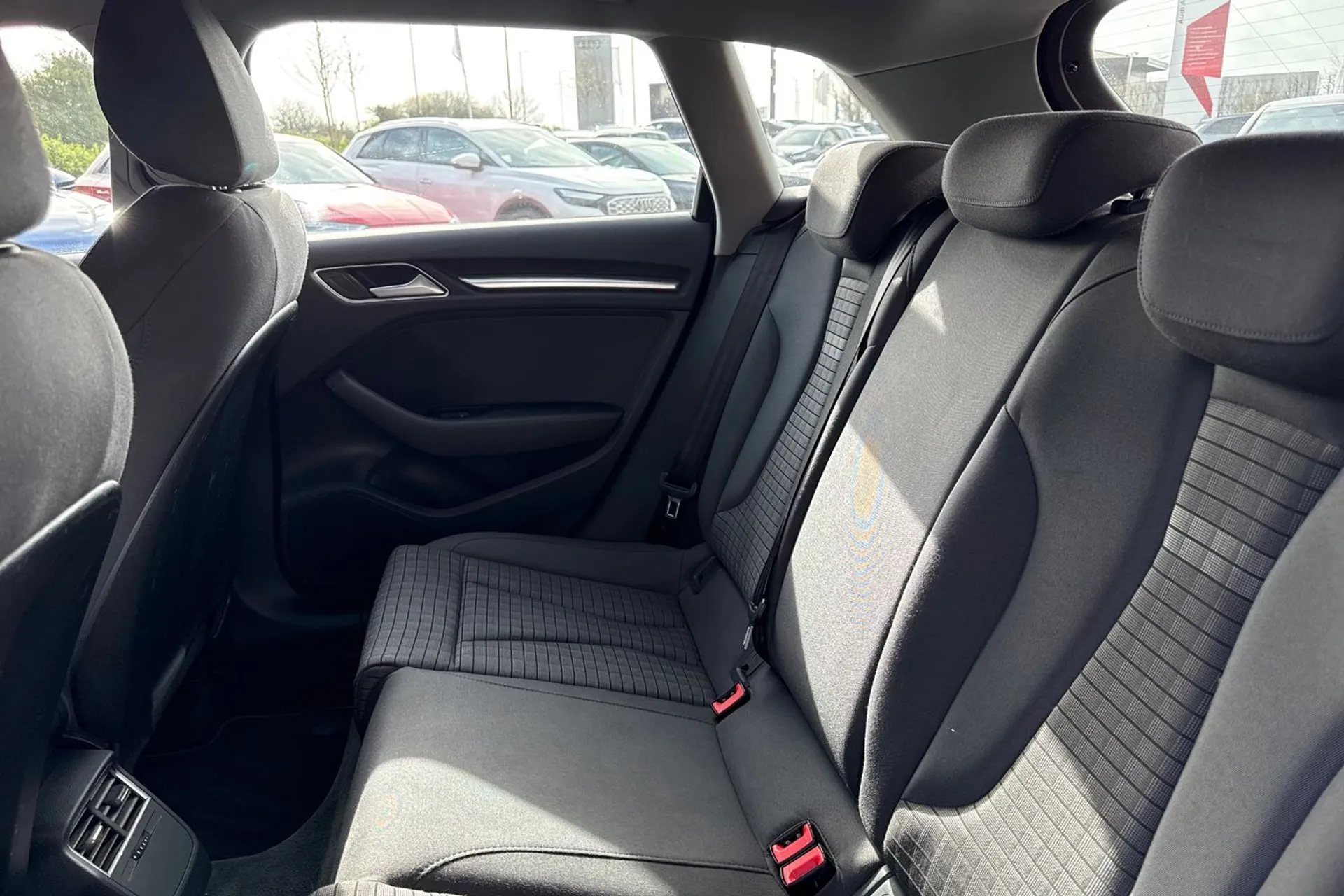 Audi A3 thumbnail image number 42