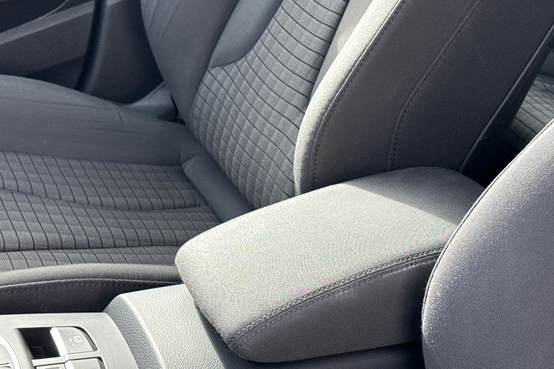 Audi A3 thumbnail image number 23